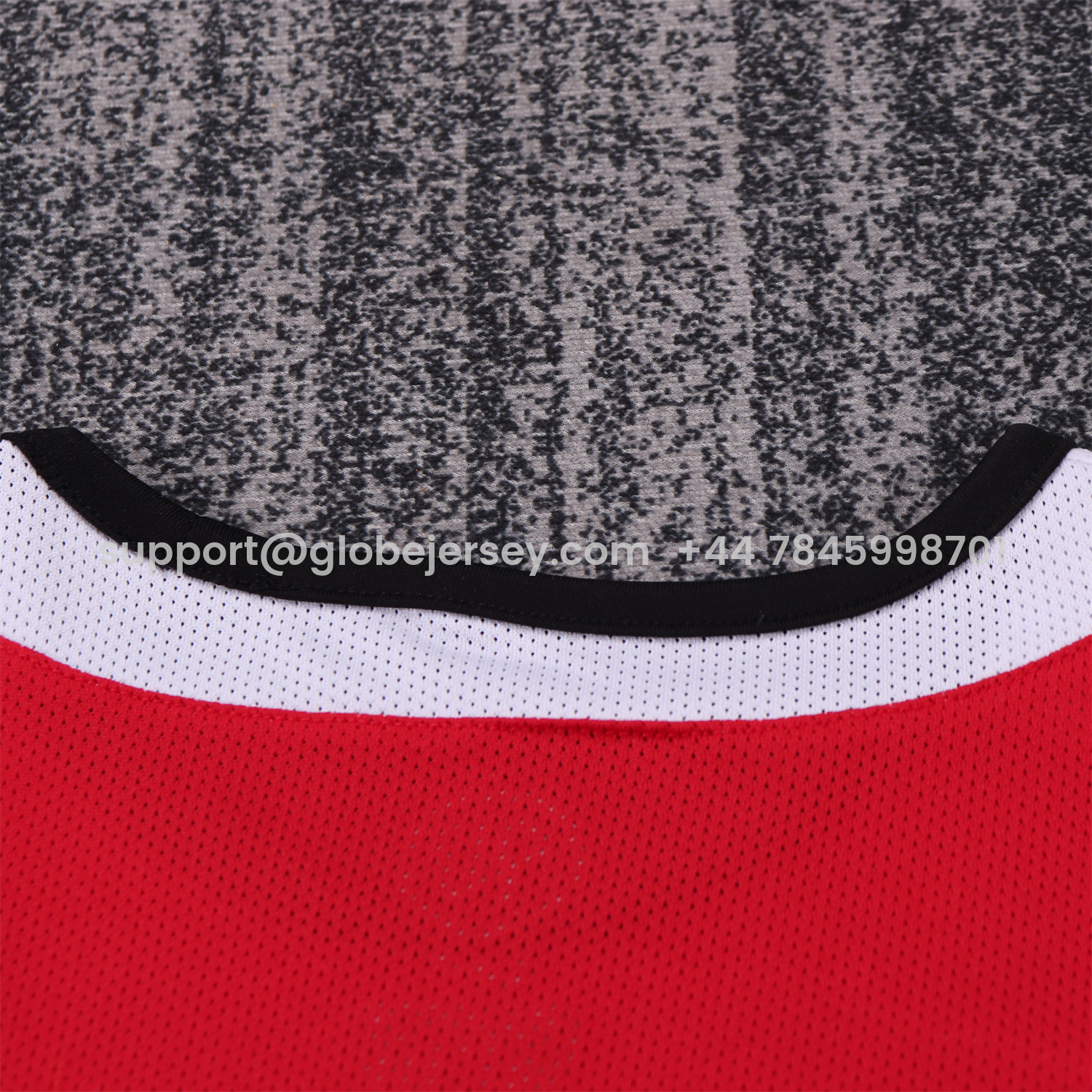 GlobeJersey-Retro Manchester United 2005-06 Home Kids Kit