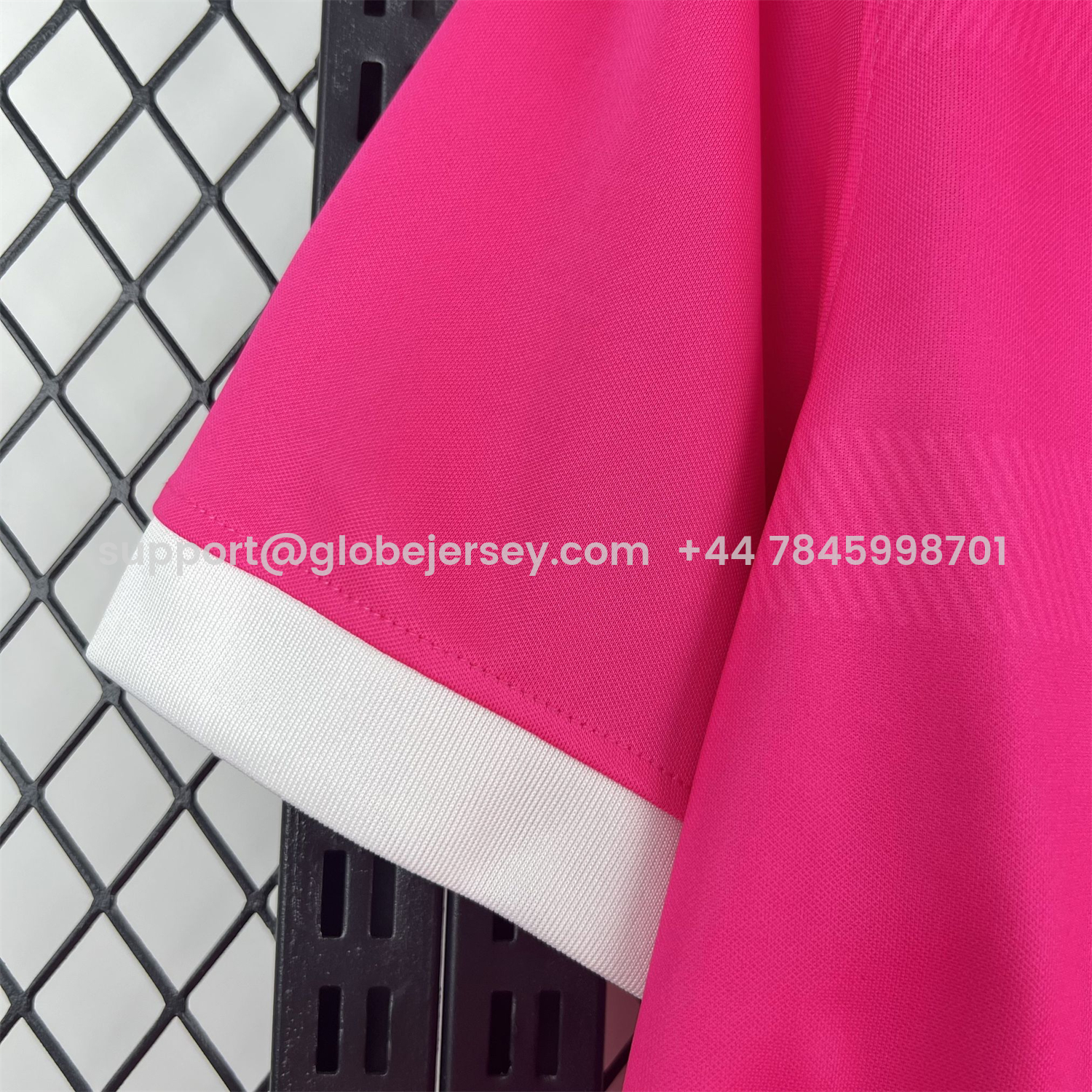 GlobeJersey-Sporting CP 26-27 Pink October Jersey - Fans Version