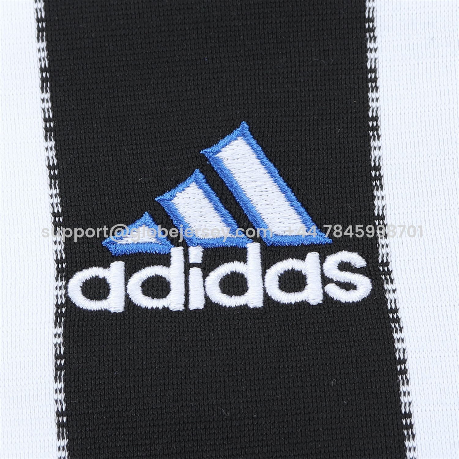 GlobeJersey-Retro Newcastle United 1999-00 Home Kids Kit