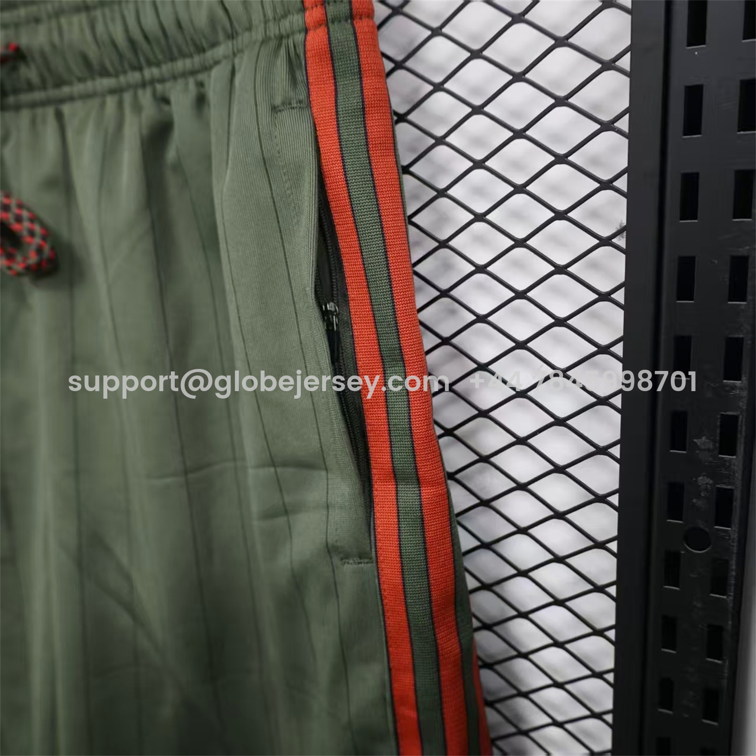 GlobeJersey-Bayern Munich 25-26 Trefoil Grey Green Travel Shorts - Player Version