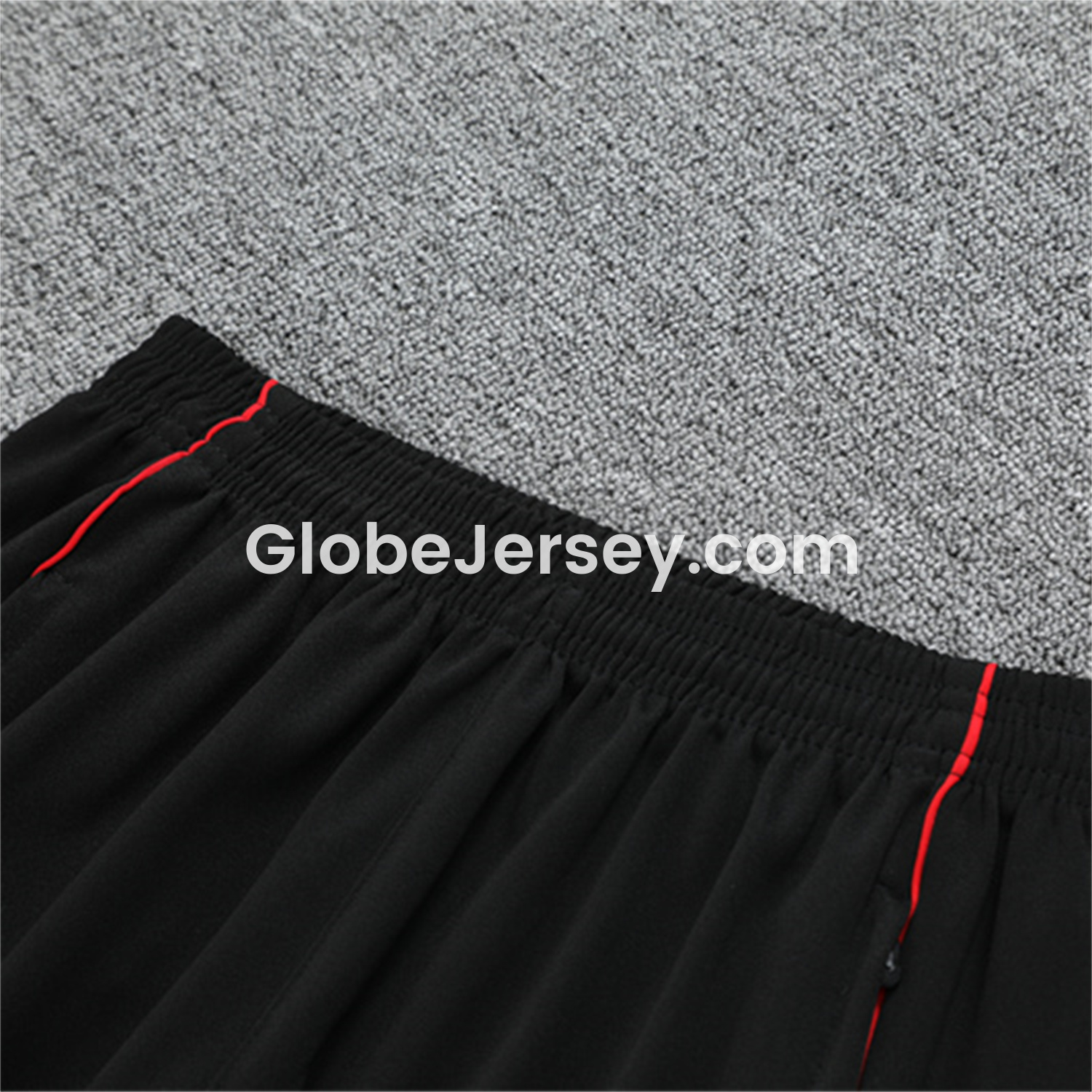 GlobeJersey-Manchester United 25-26 Kid Long Sleeves Training Set - Red-Black Top & Black Pants
