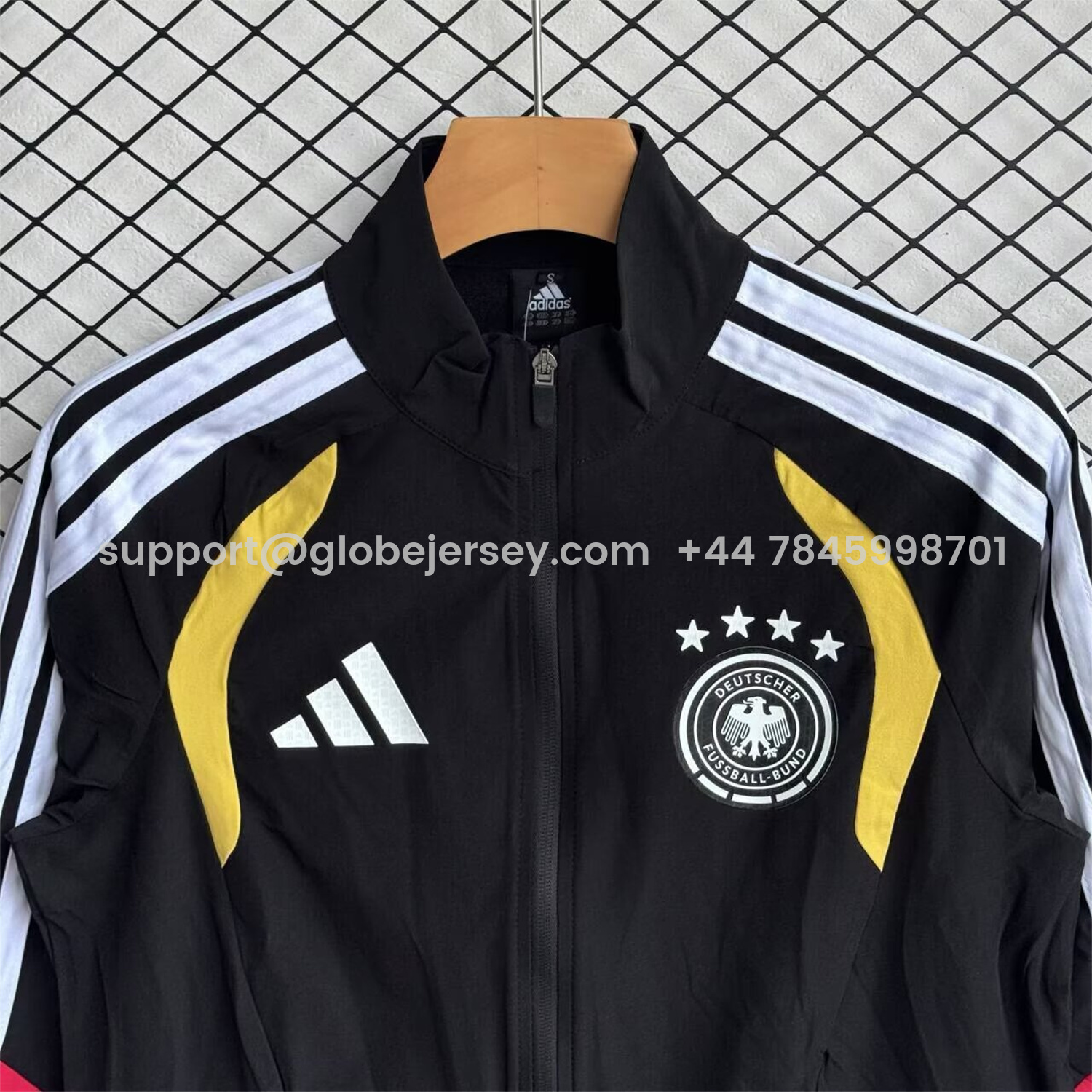GlobeJersey-Germany 2026 Windbreaker Training Set - Black Red Top and Pants
