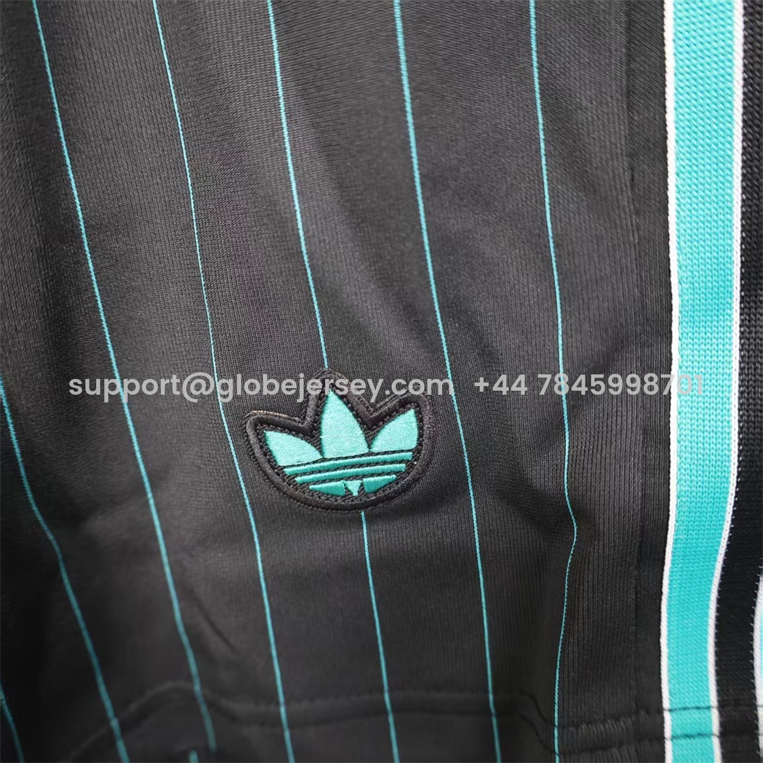 GlobeJersey-Liver.pool 25-26 Trefoil Black Travel Shorts - Player Version