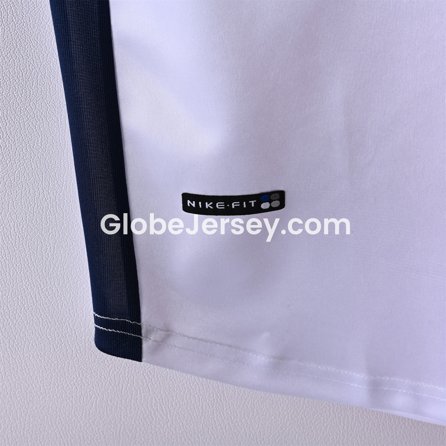 GlobeJersey-Retro Paris Saint-Germain PSG 1998-99 Away Jersey