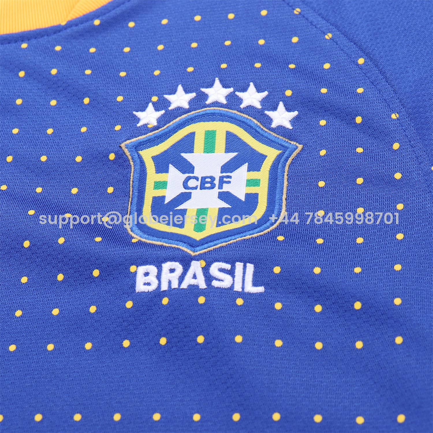 GlobeJersey-Retro Brazil 2010 Away Kids Kit