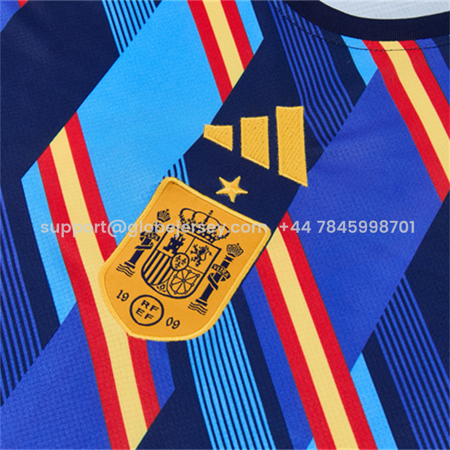 GlobeJersey-Spain 2026 Short-Sleeve Training Set - Royal Blue And Yellow Top & Royal Blue Shorts