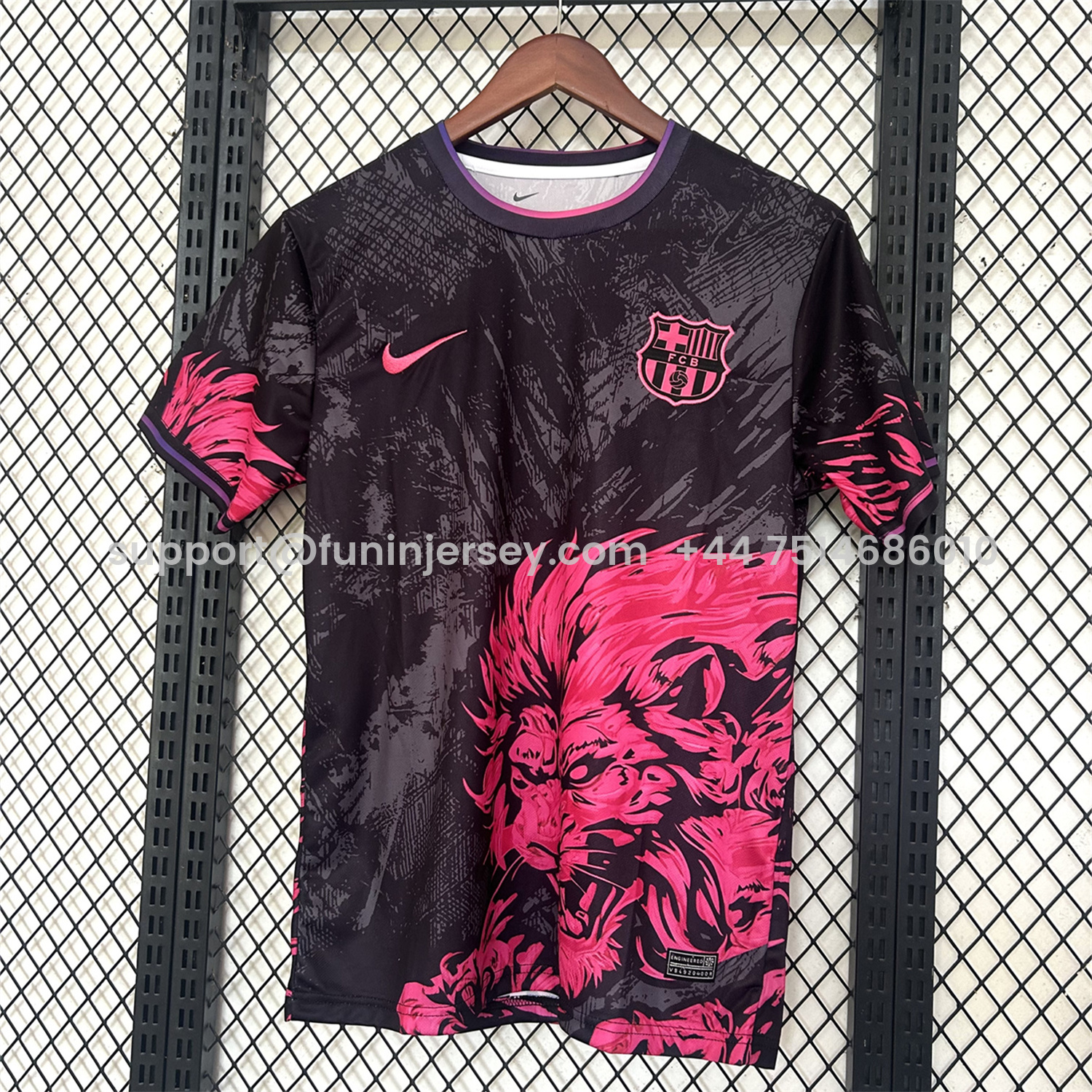 Funinjersey-Barcelona 25-26 Pink Lion Black Jersey - Fans Version