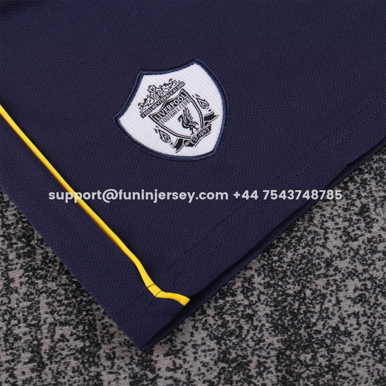 Funinjersey-Retro Liver.pool 2001-02 Away Kids Kit