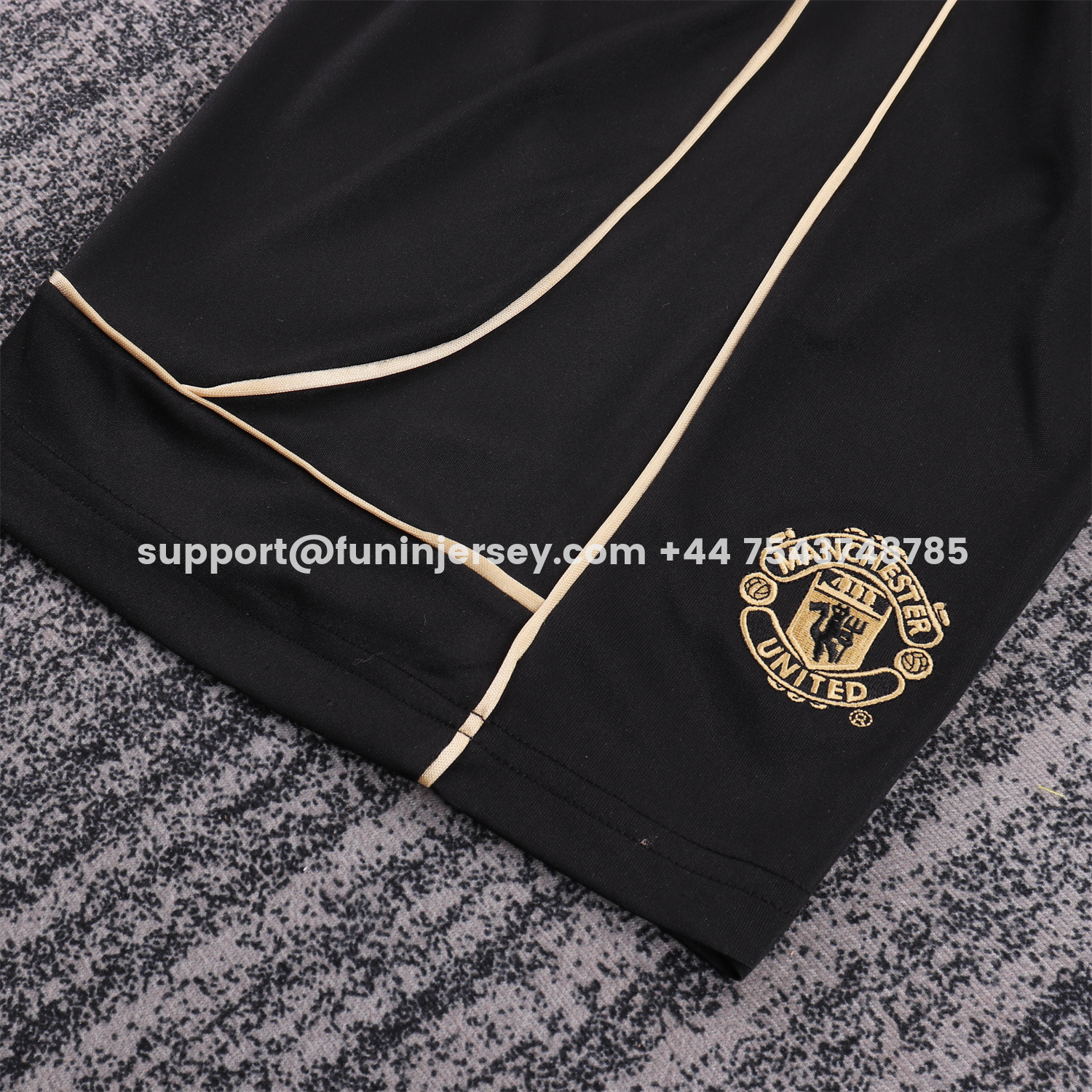 Funinjersey-Retro Manchester United 2001-02 100th Centery Kids Kit - Yellow