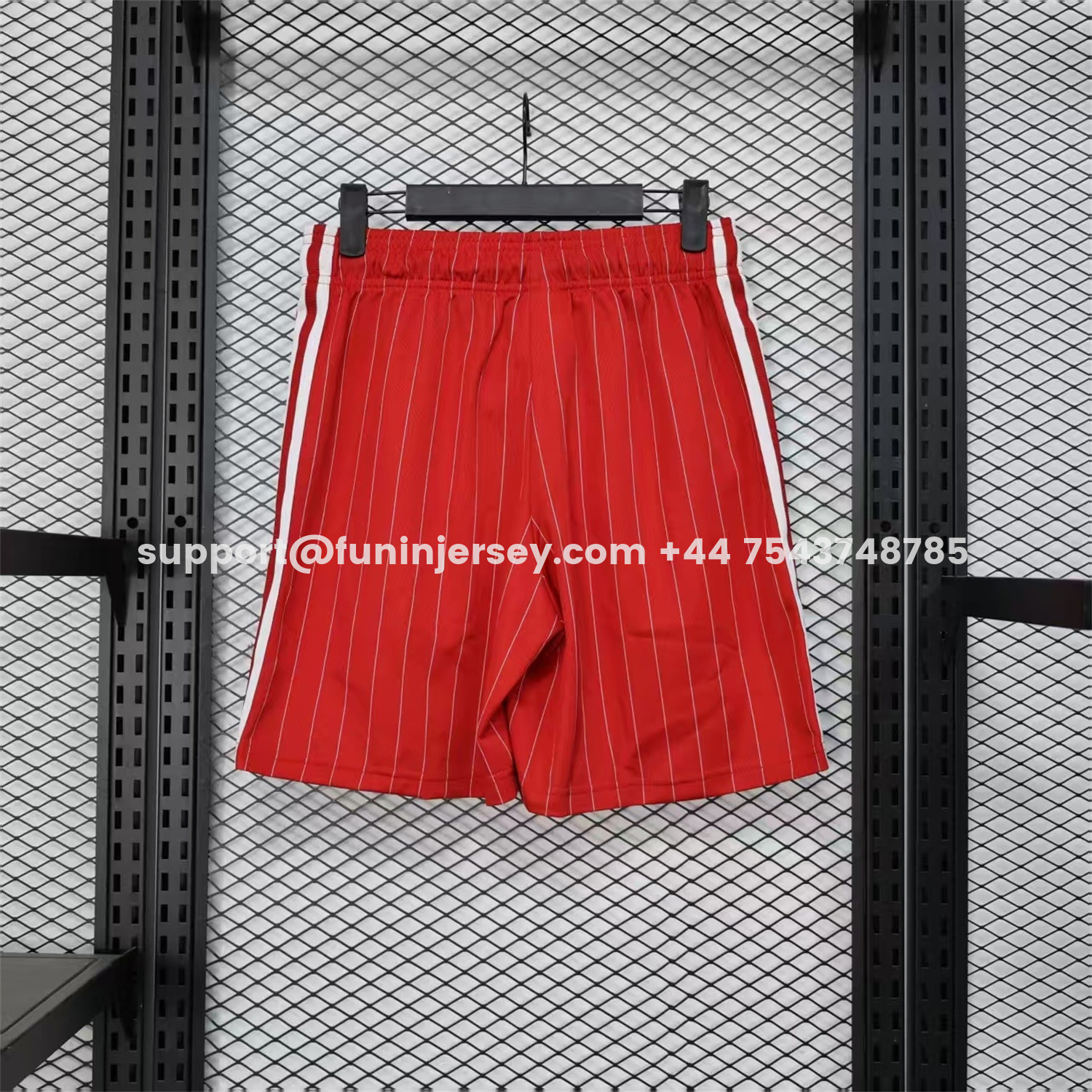 Funinjersey-Manchester United 25-26 Trefoil Red Travel Shorts - Player Version