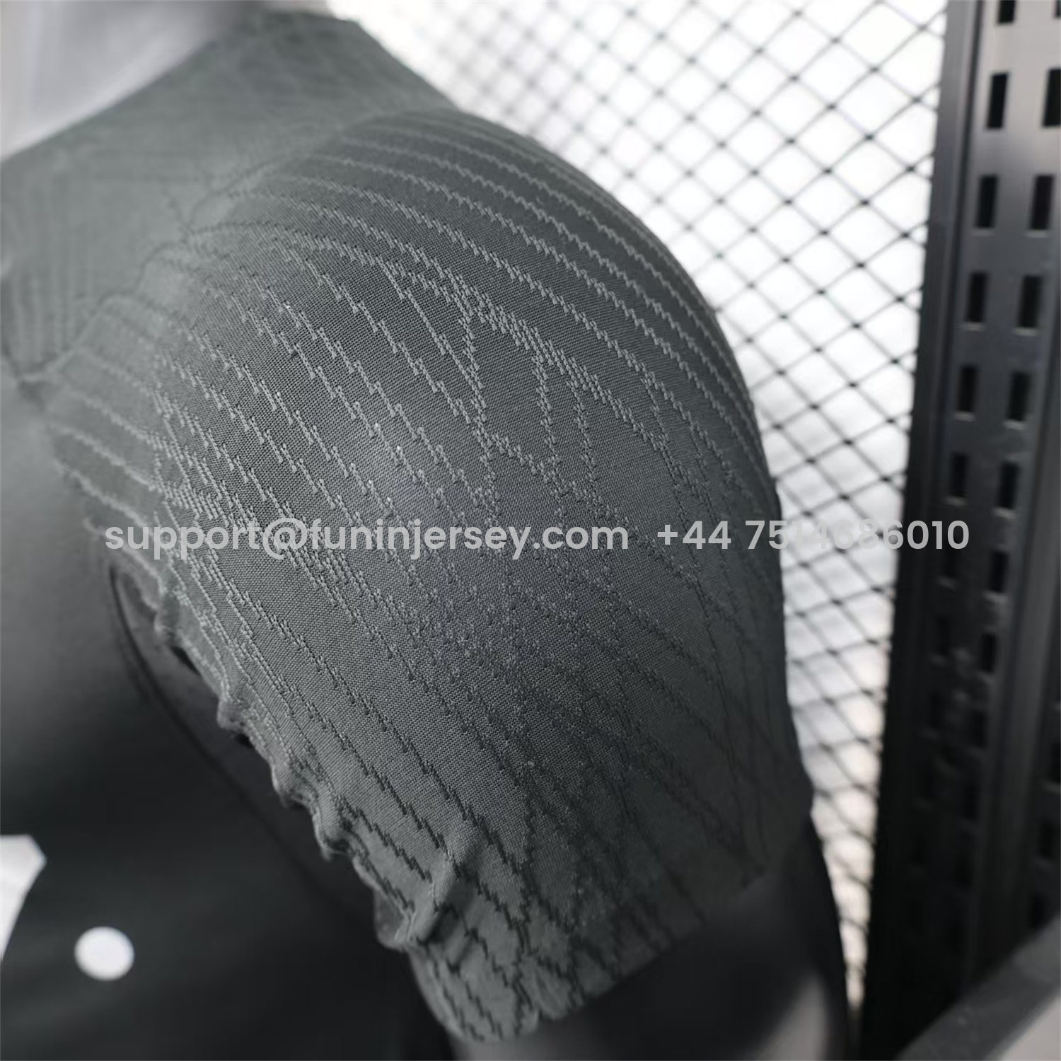 Funinjersey-Al Ittihad Jeddah United 25-26 Silver 1927 Anniversary Black Jersey - Player Version