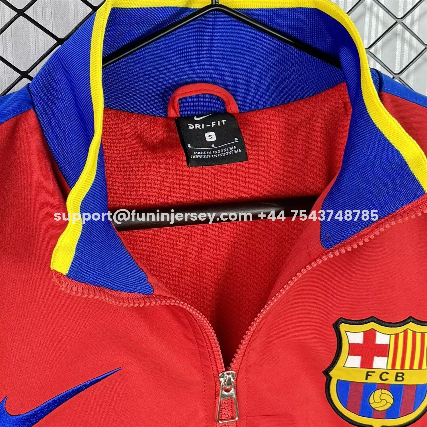Funinjersey-Retro Barcelona 2010-11 Windbreaker Jacket - Red