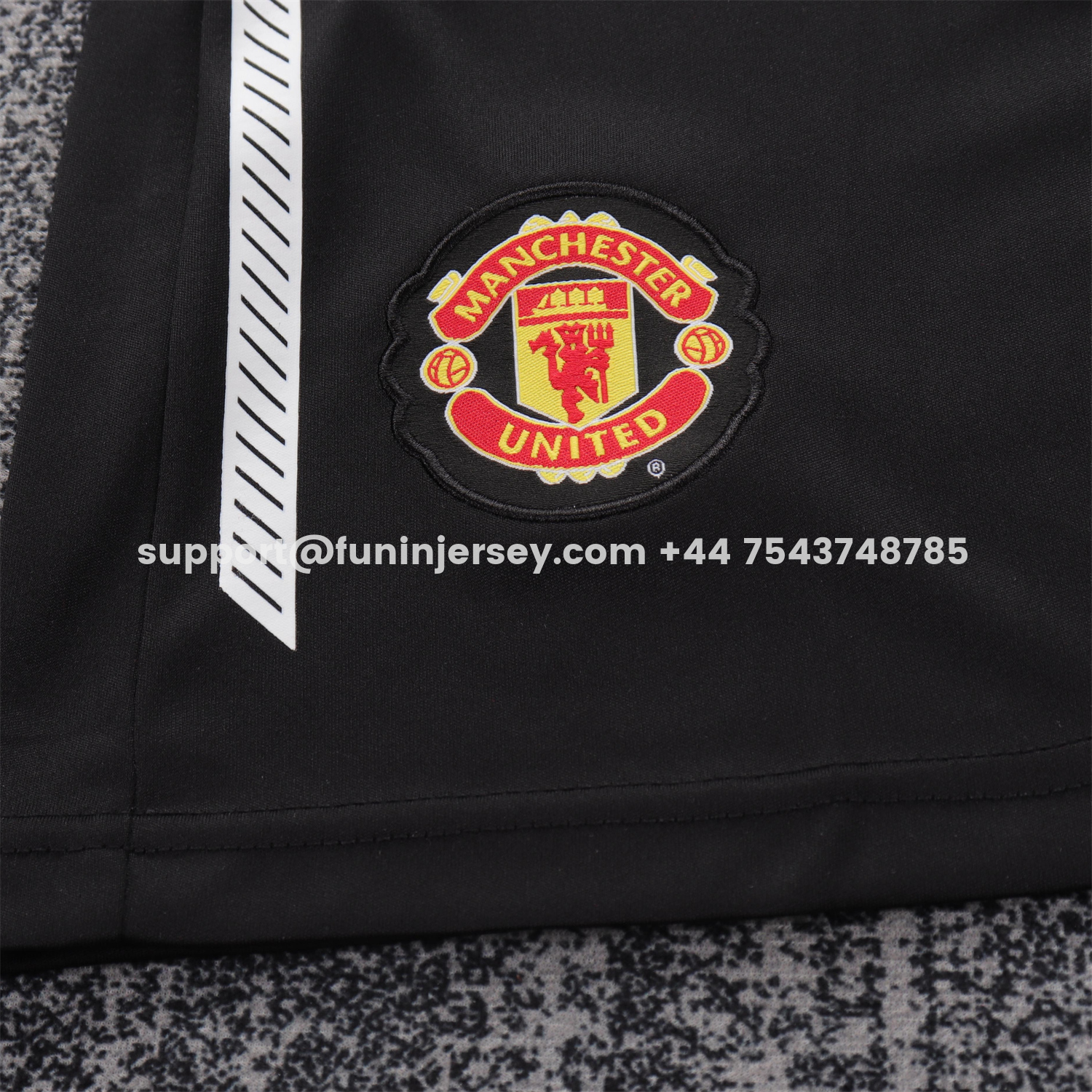 Funinjersey-Retro Manchester United 2010-11 Away Kids Kit - Champions League Version