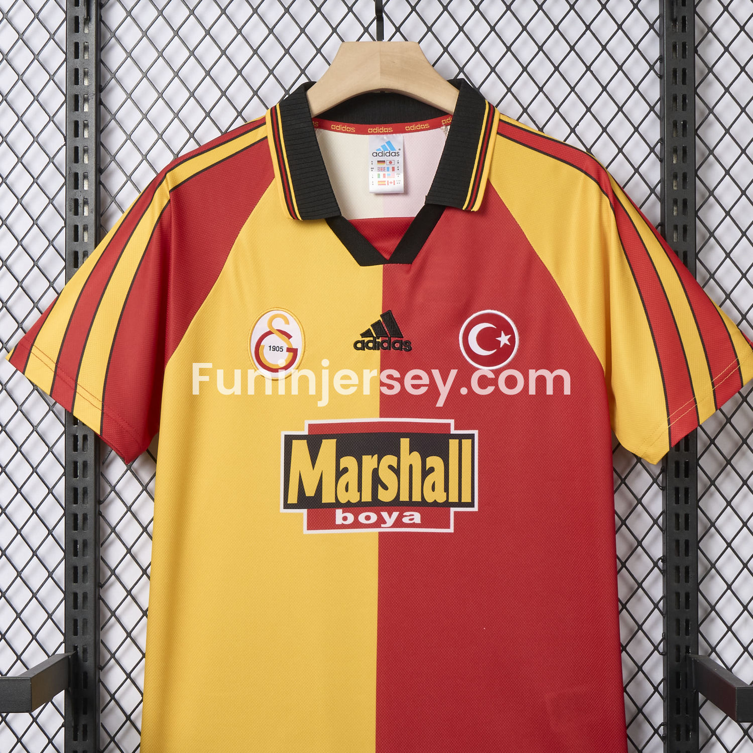 Funinjersey-Retro Galatasaray 1998-99 Home Jersey