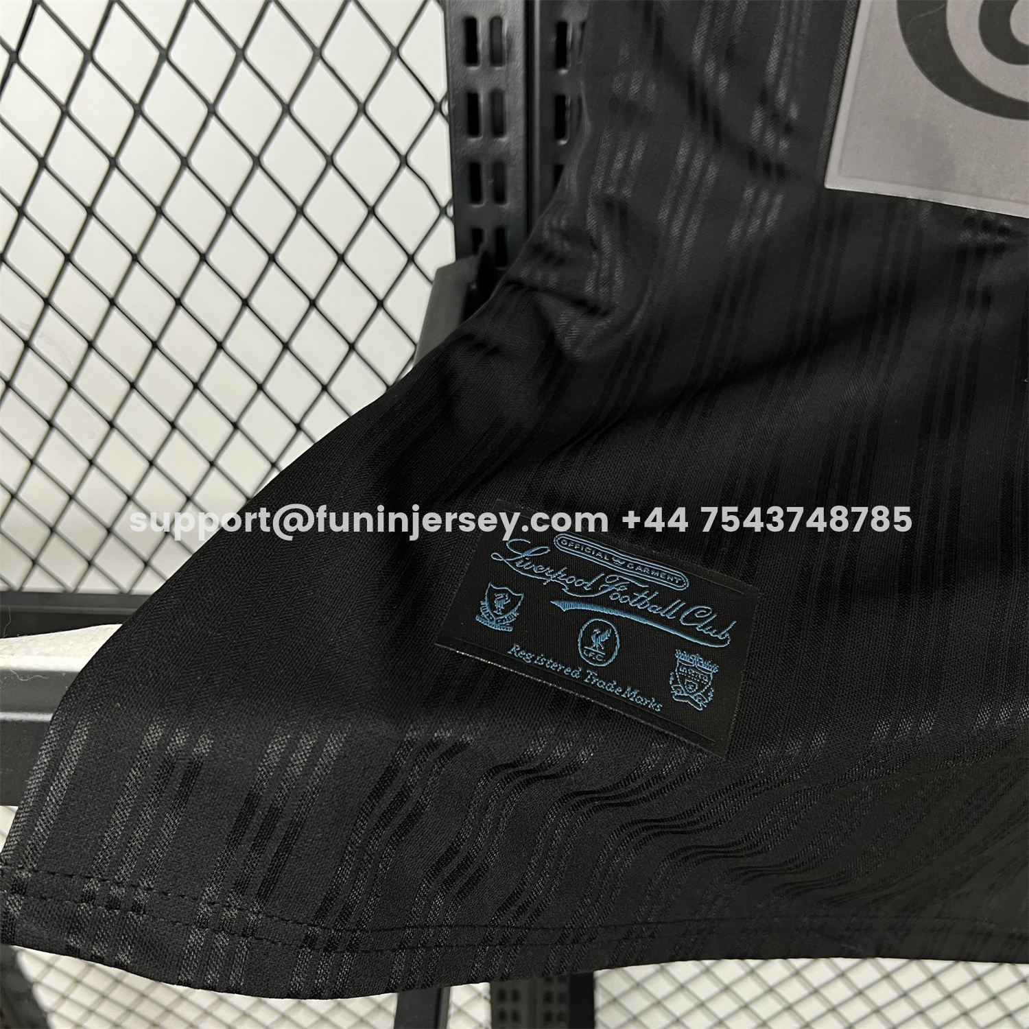 Funinjersey-Retro Liver.pool 1995-96 Black Special Jersey