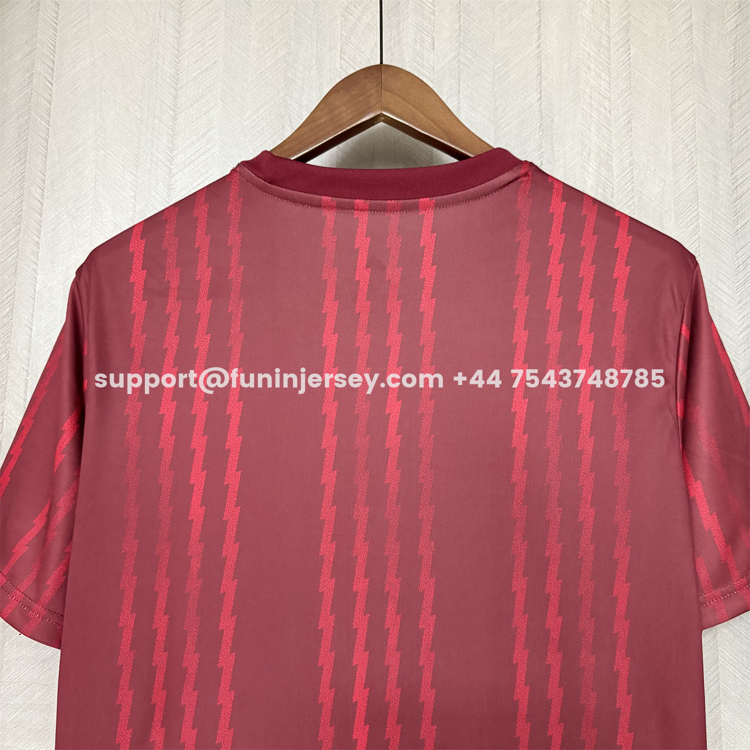 Funinjersey-Arsenal 26-27 Red Lines Training Jersey - Fans Version