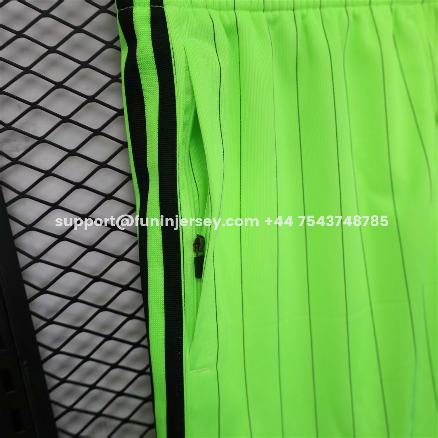 Funinjersey-Celtic 25-26 Trefoil Green Travel Shorts - Player Version