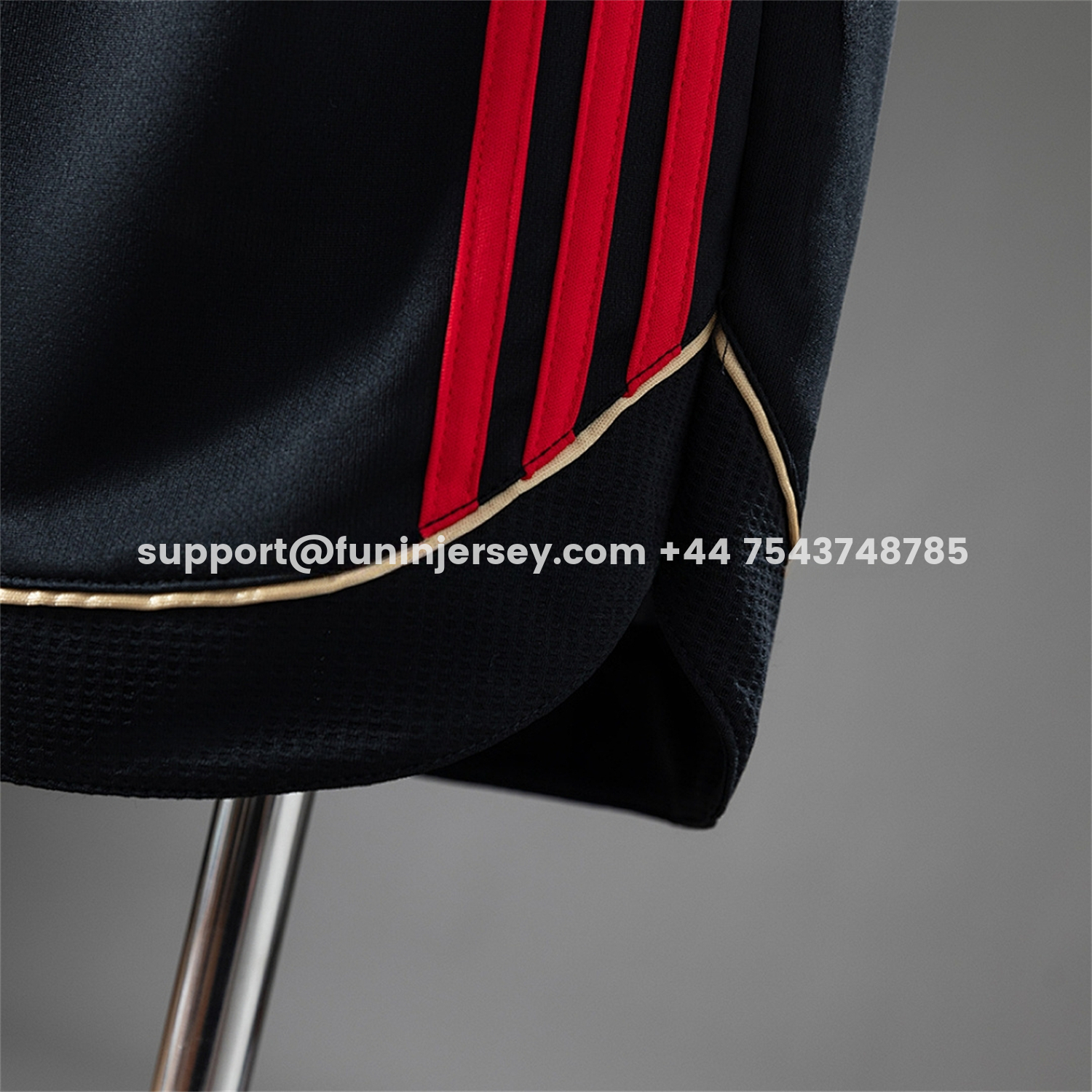 Funinjersey-Retro AC Milan 2006-07 Home Shorts