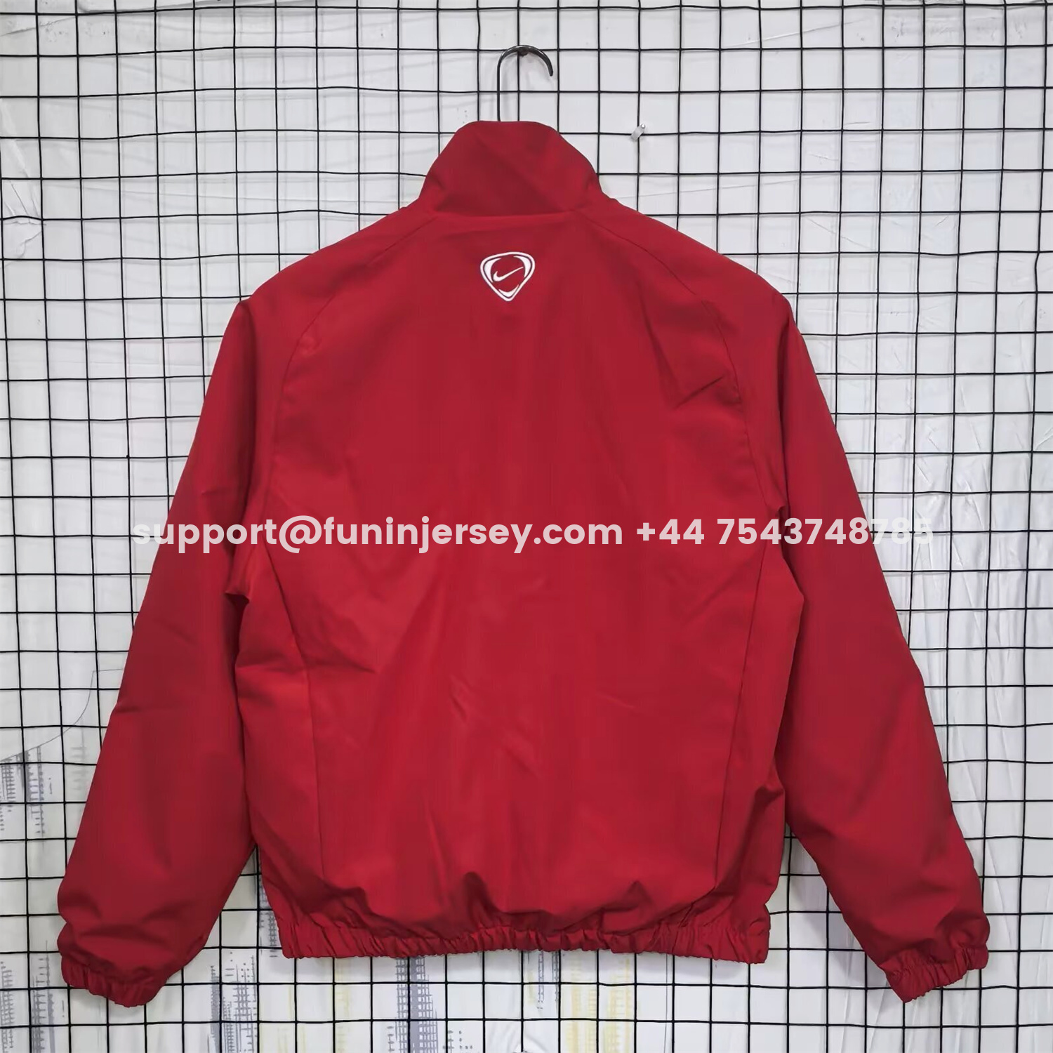 Funinjersey-Retro Manchester United 2010-11 Red Windbreaker Jacket