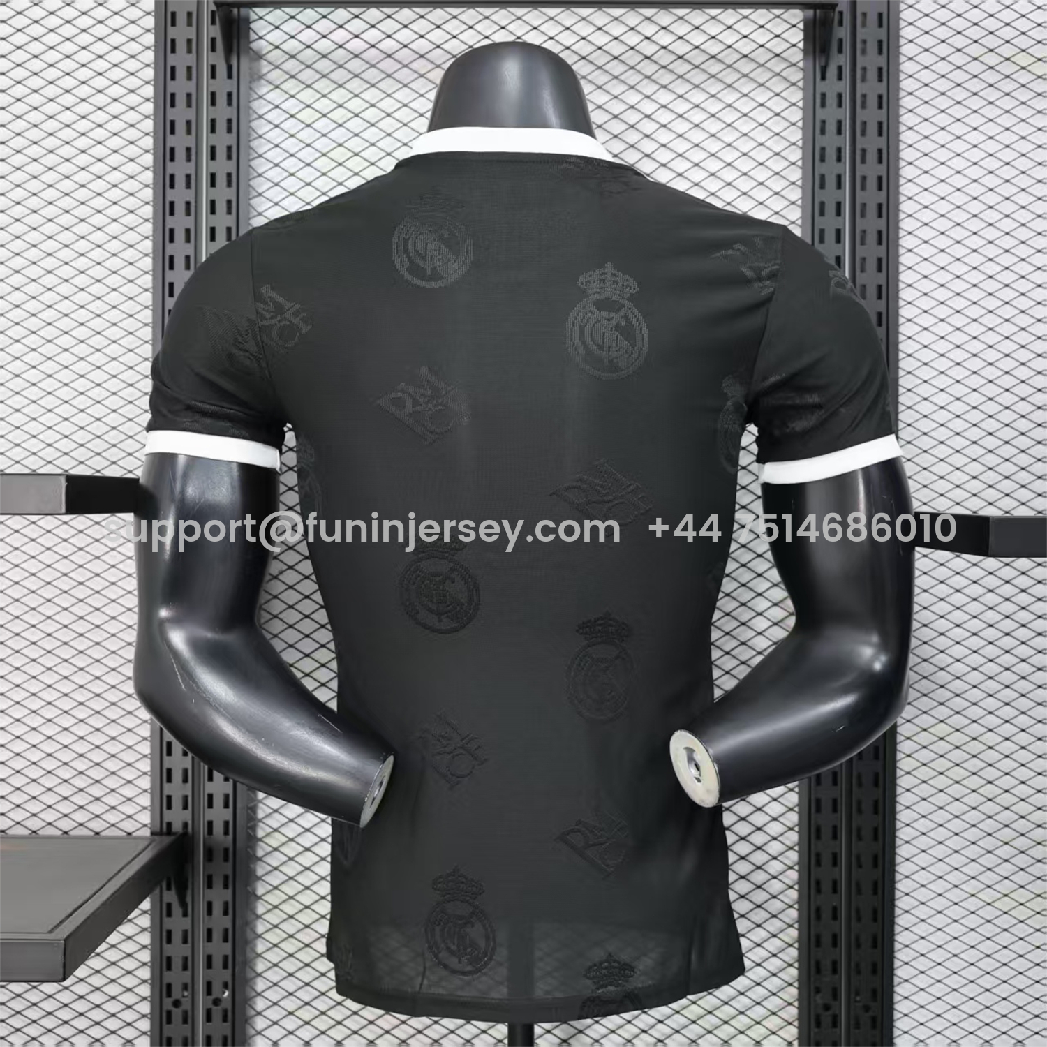 Funinjersey-Real Madrid 25-26 Black Team Logo Jacquard Special Jersey - Player Version