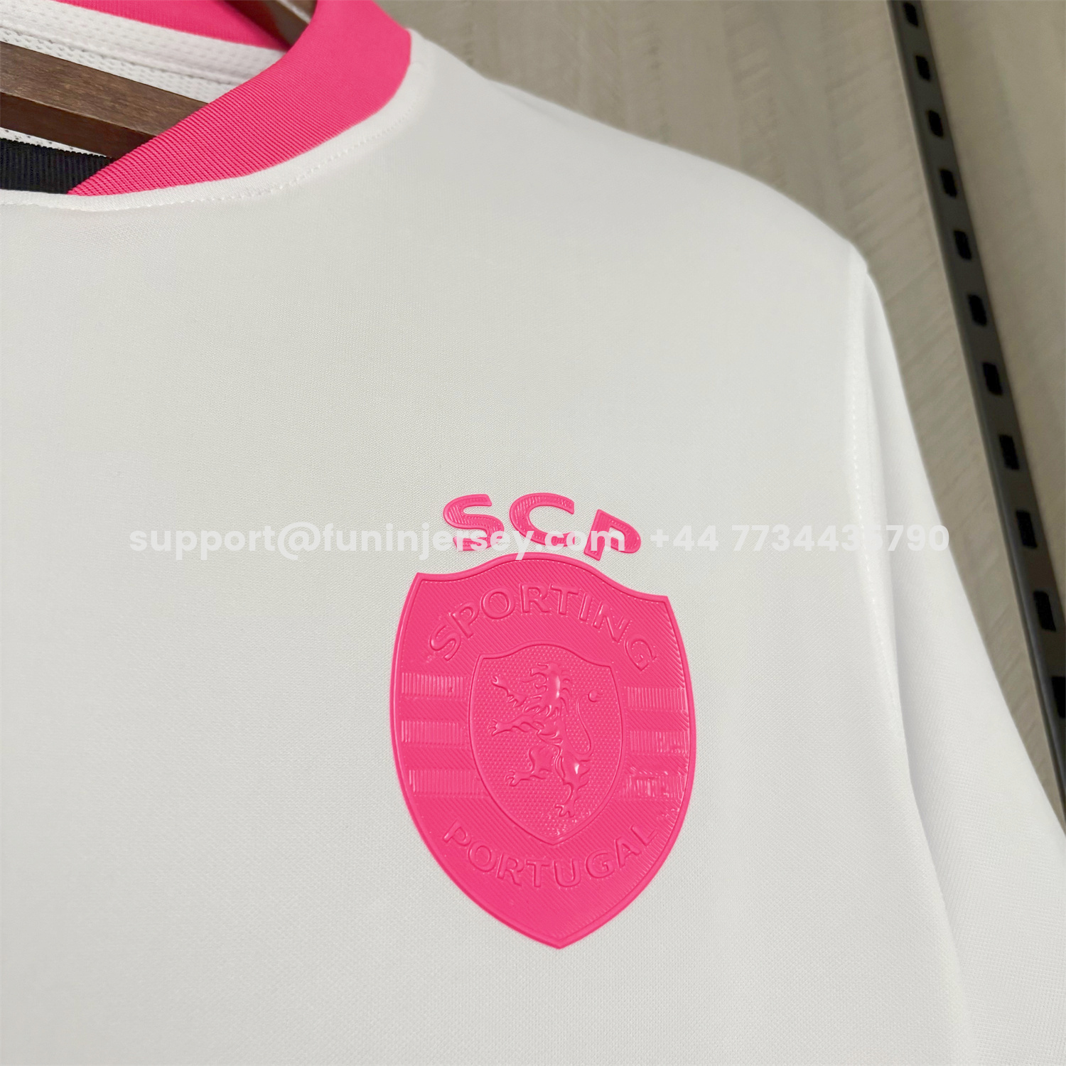Funinjersey-Sporting CP 25-26 Pink And White Special Jersey - Fans Version