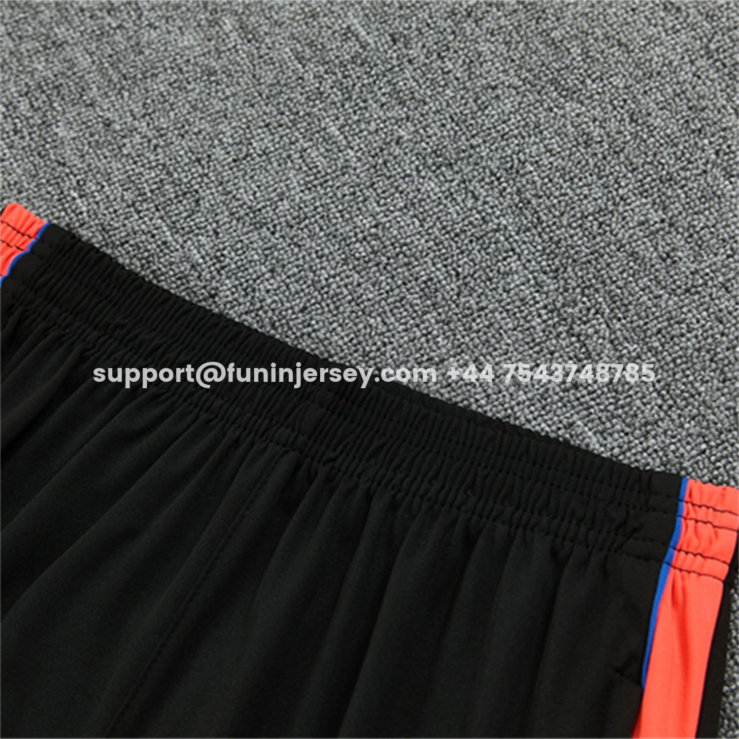Funinjersey-Paris Saint-Germain 26-27 Long Sleeves Training Set - Black With Pink Top & Pants