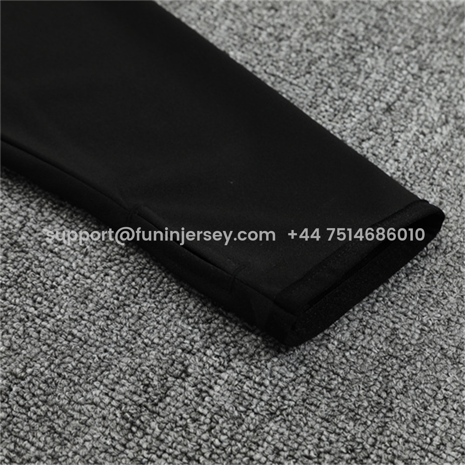 Funinjersey-Arsenal 25-26 Long Sleeve Training Set - Pink Logo Black Top & Black Pants