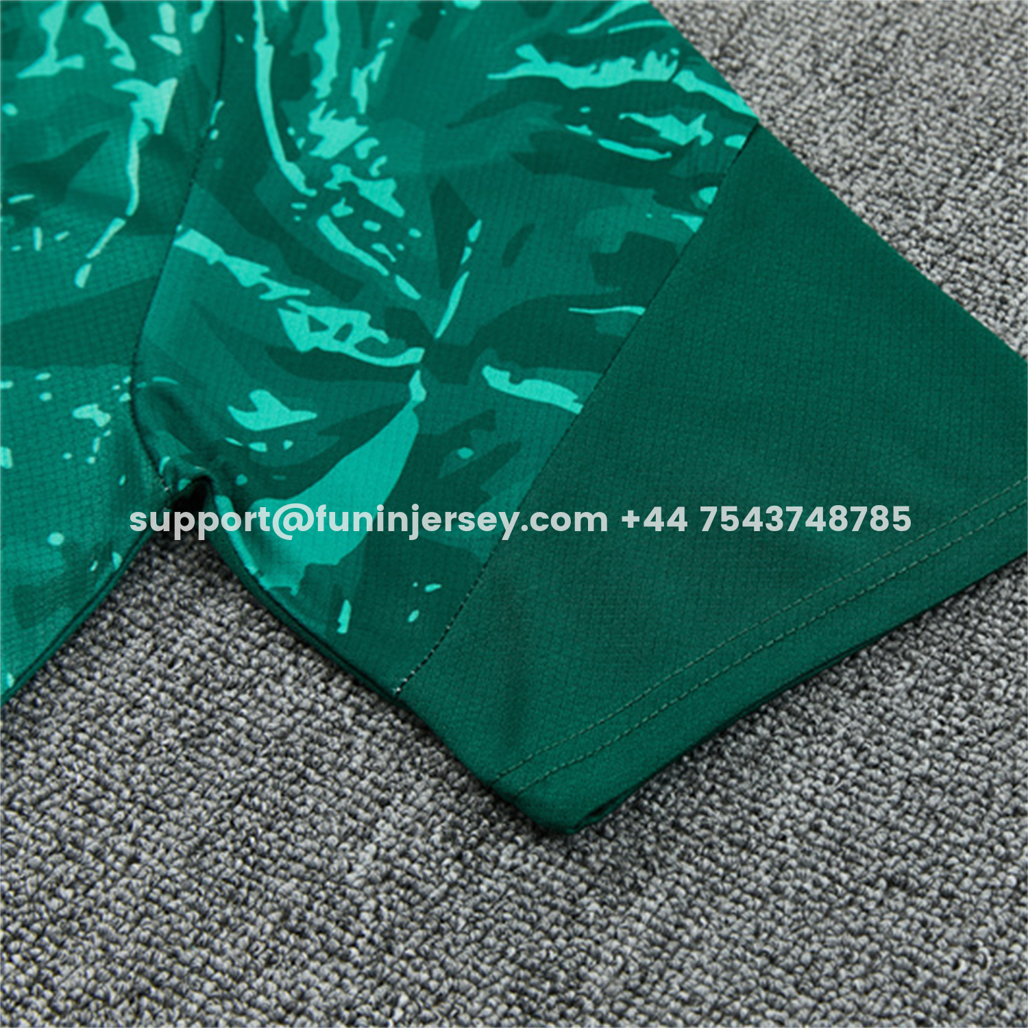 Funinjersey-Real Madrid 26-27 Short-Sleeve Training Set - Green Camouflage Top & Green Shorts