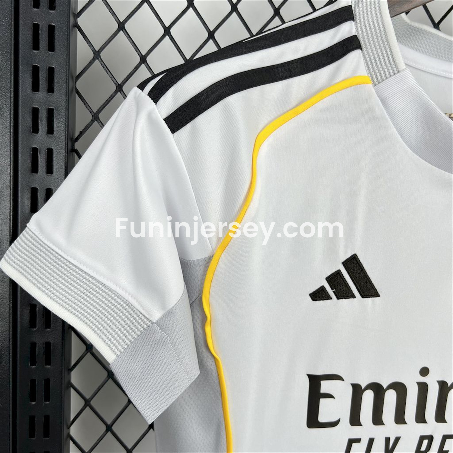 Funinjersey-Women's Real Madrid 25-26 Home Jersey