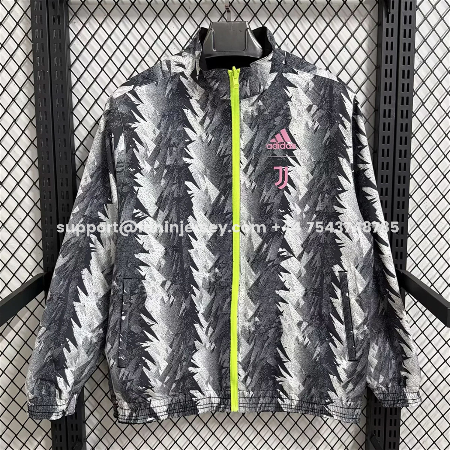 Funinjersey-Juventus 25-26 Double Sided Reversible Windbreaker - Black & Grey