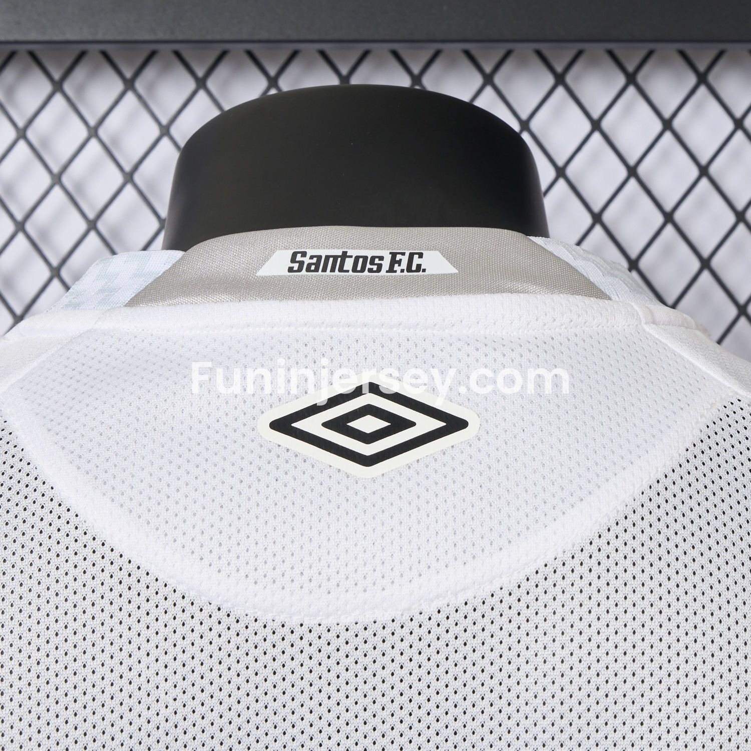 Funinjersey-【New Version】Santos 2025-26 Home Unsponsored Jersey - Player Version