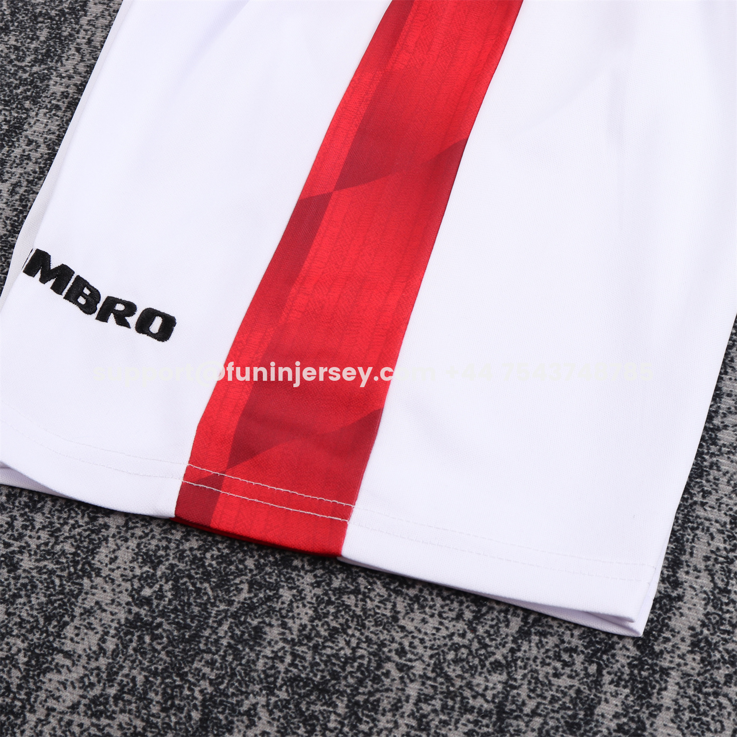 Funinjersey-Retro Manchester United 1996-97 Home Kids Kit