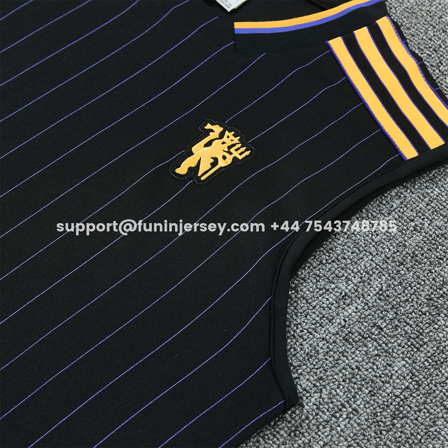 Funinjersey-Manchester United 25-26 Retro Style Vest Training Set - Colors Top & Colors Pants