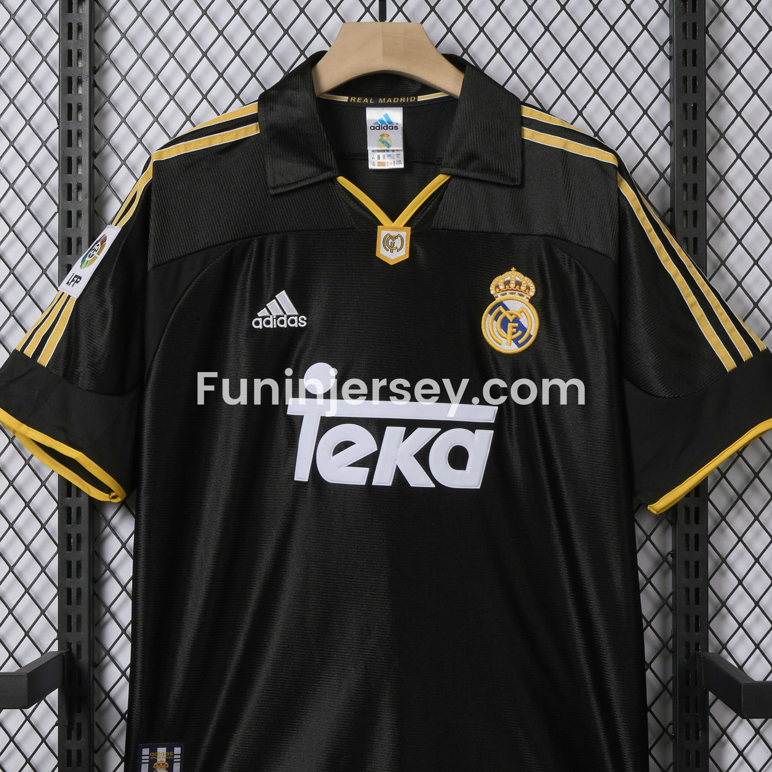 Funinjersey-Retro Real Madrid 1999-01 Away Jersey