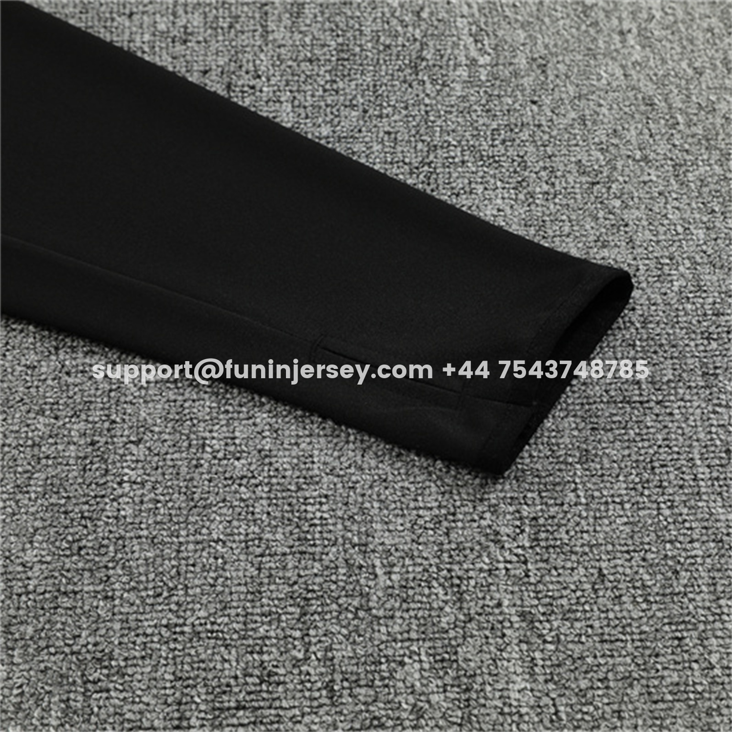 Funinjersey-Liver.pool 25-26 Long Sleeve Training Set - Player Version - Black Top & Black Pants