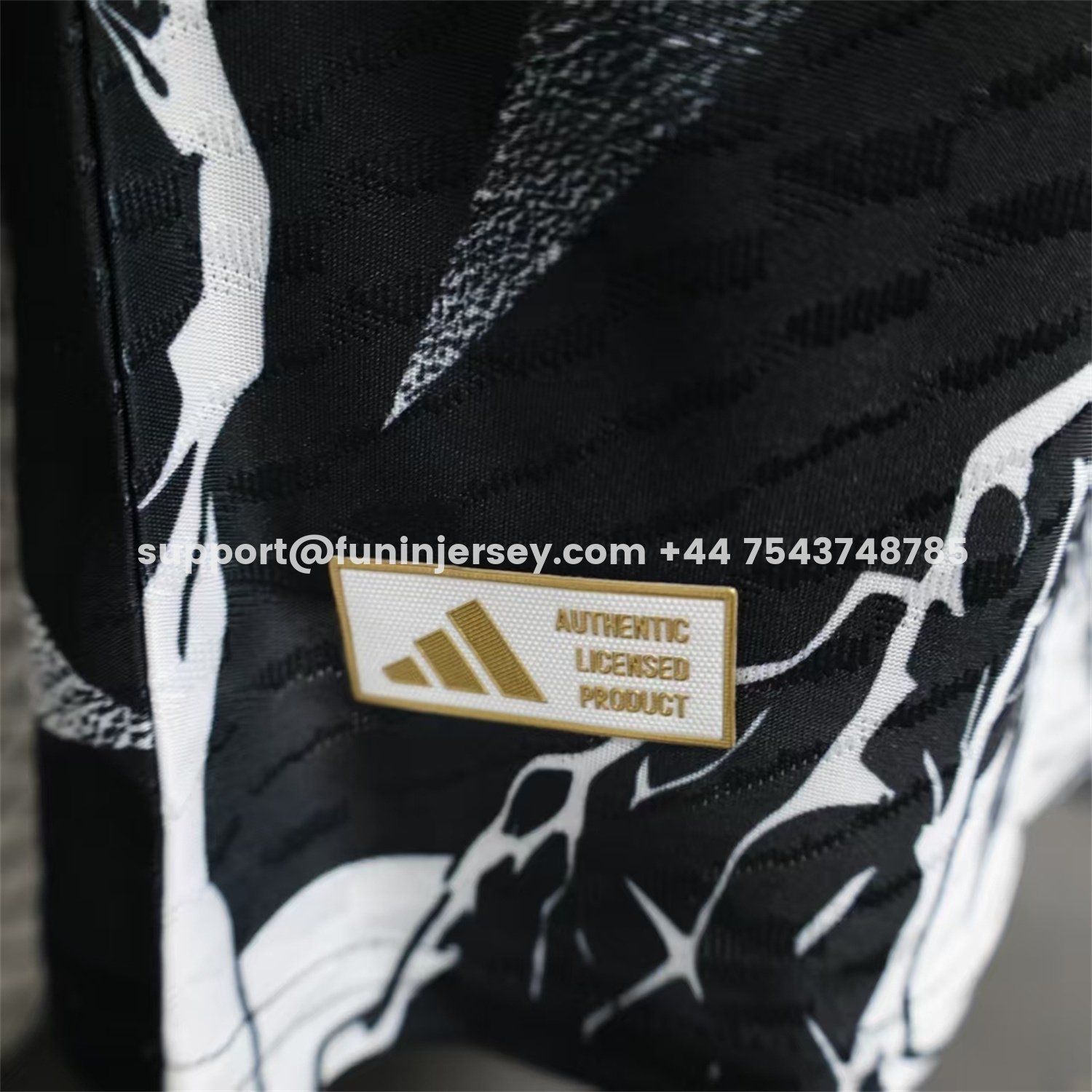 Funinjersey-Real Madrid 25-26 Thunder Comics Pre-Match Special Jersey - Player Version