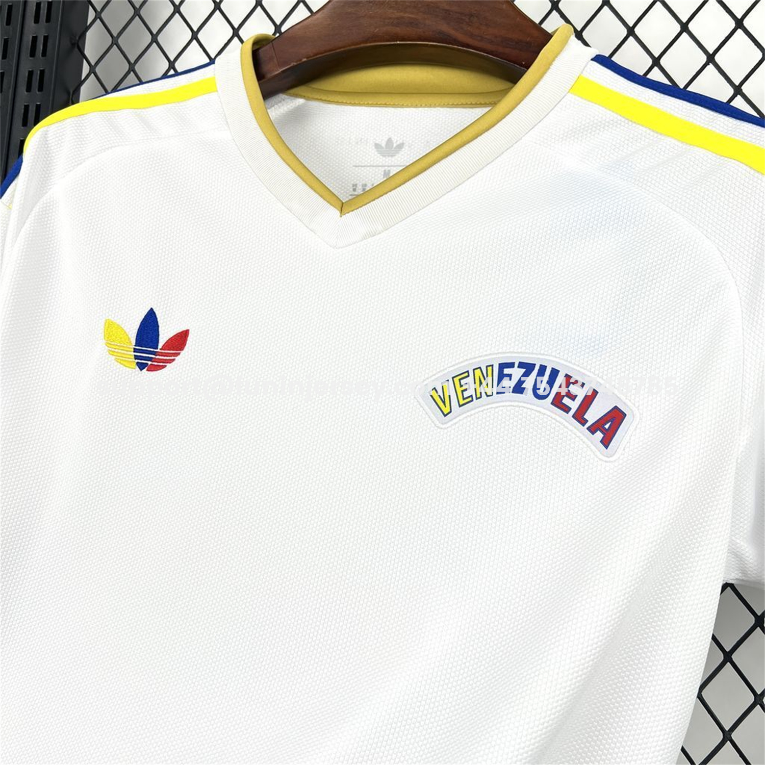 Funinjersey-Venezuela 2026 Away Jersey - Fans Version