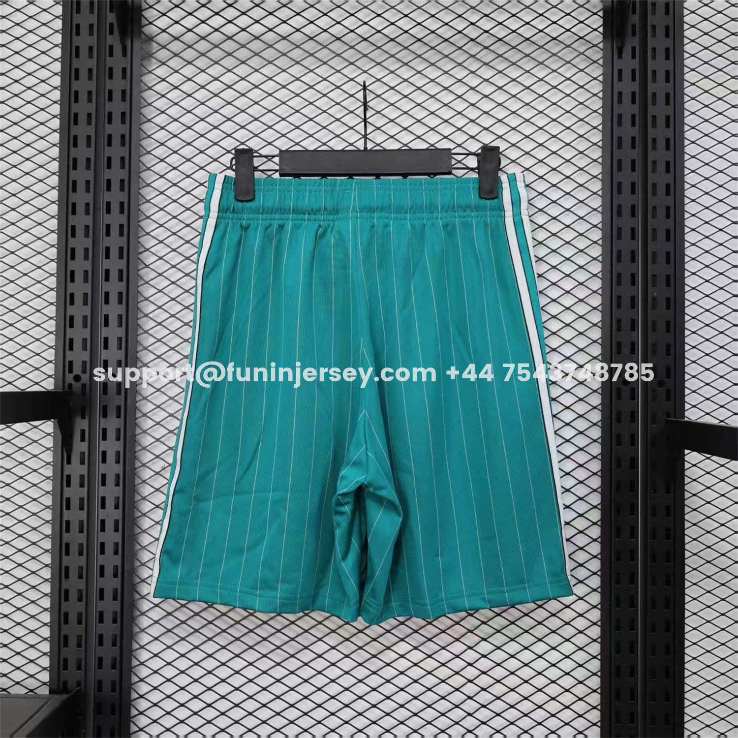 Funinjersey-Liver.pool 25-26 Trefoil Cyan Travel Shorts - Player Version