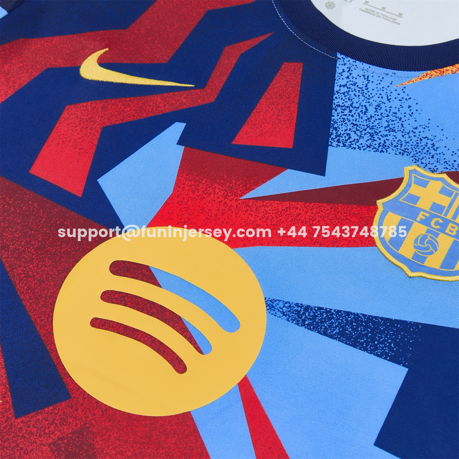 Funinjersey-Barcelona 25-26 Short-Sleeve Training Set - Colors Top & Dark Blue With A Small Pink Detail Pants