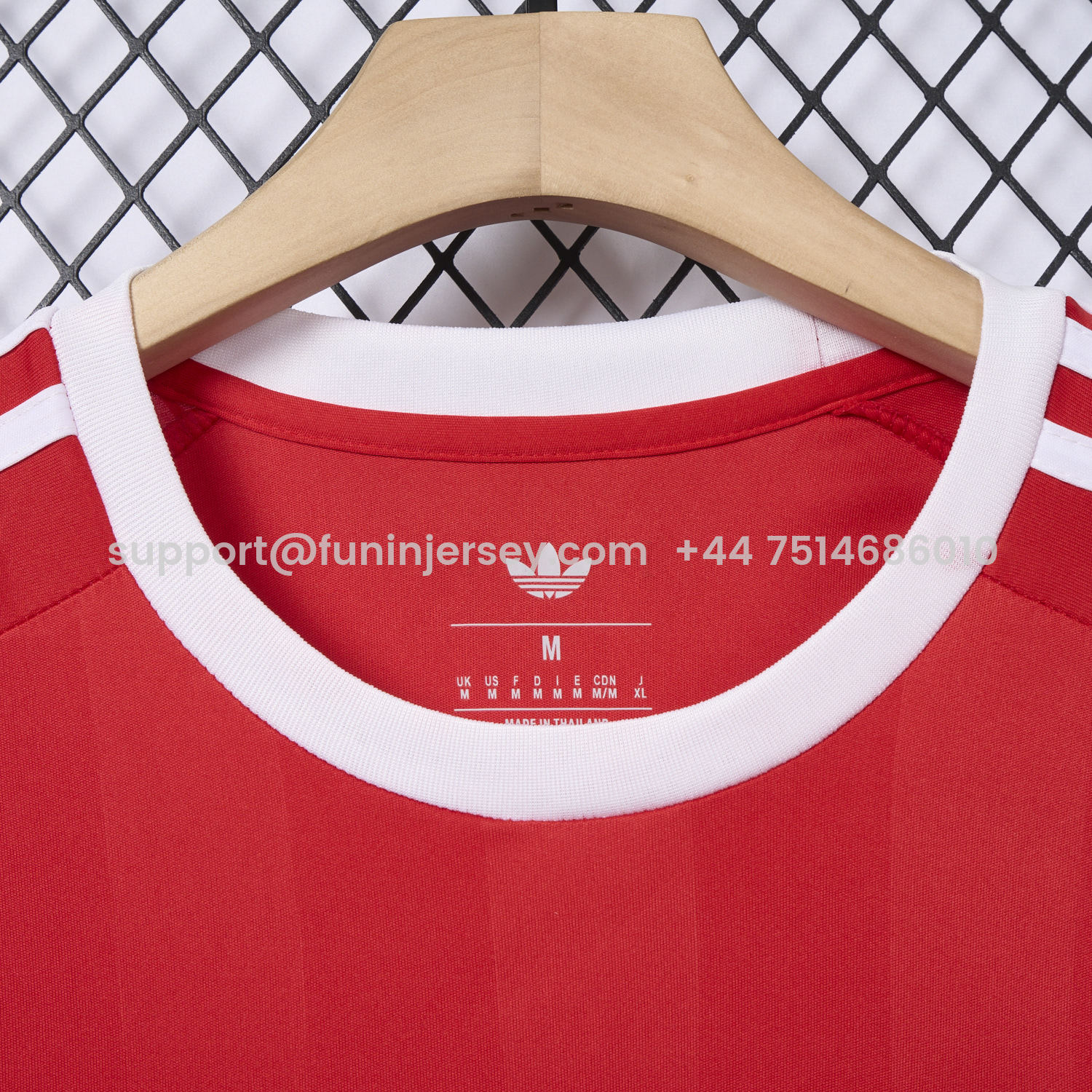 Funinjersey-Bayern Munich 25-26 Red Trefoil Goalkeeper Jersey - Fans Version