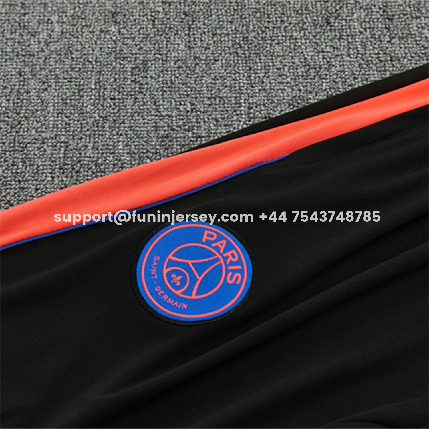 Funinjersey-Paris Saint-Germain 26-27 Kids Long Sleeves Training Set - Black With Pink Top & Pants