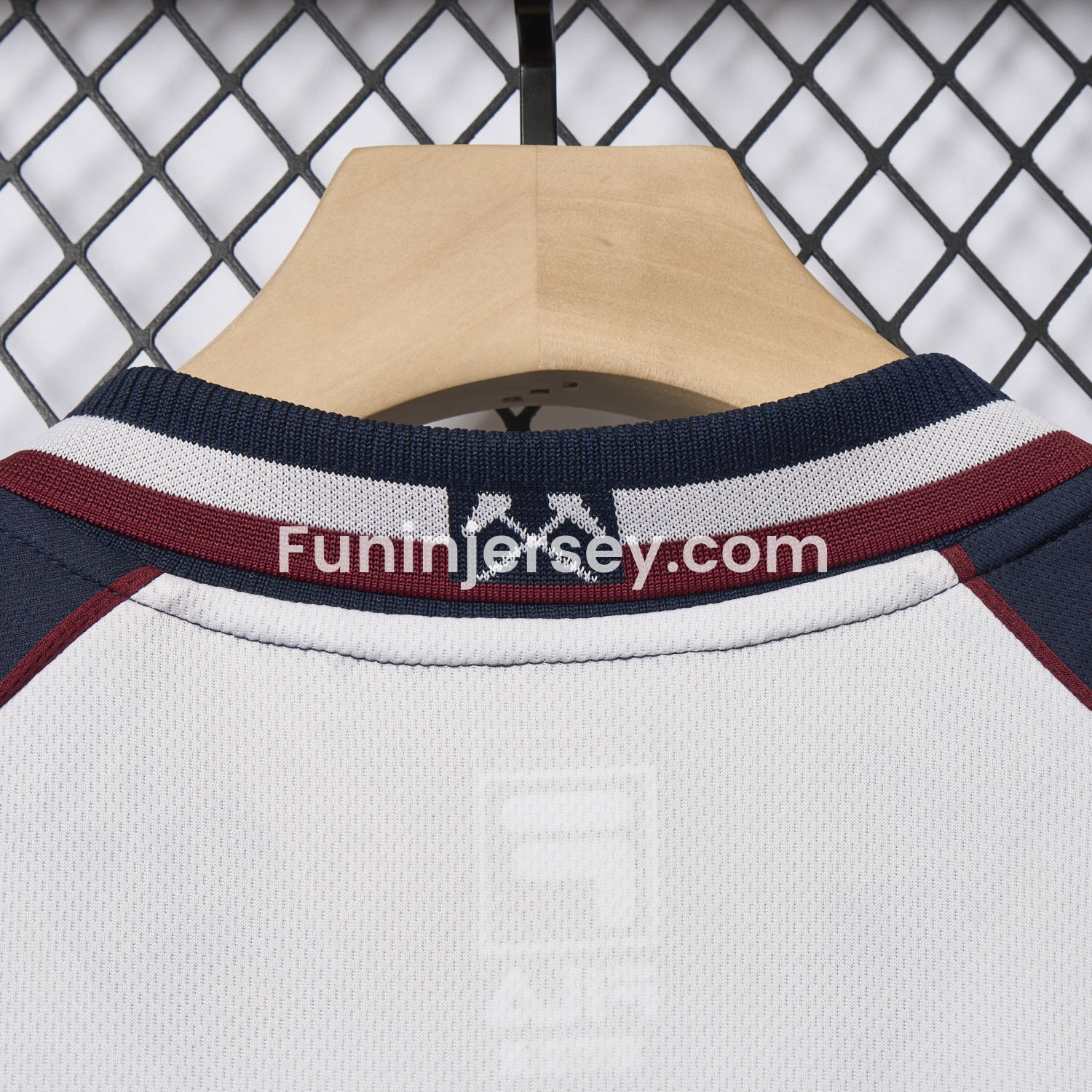 Funinjersey-Retro West Ham United 1999-01 Away Jersey