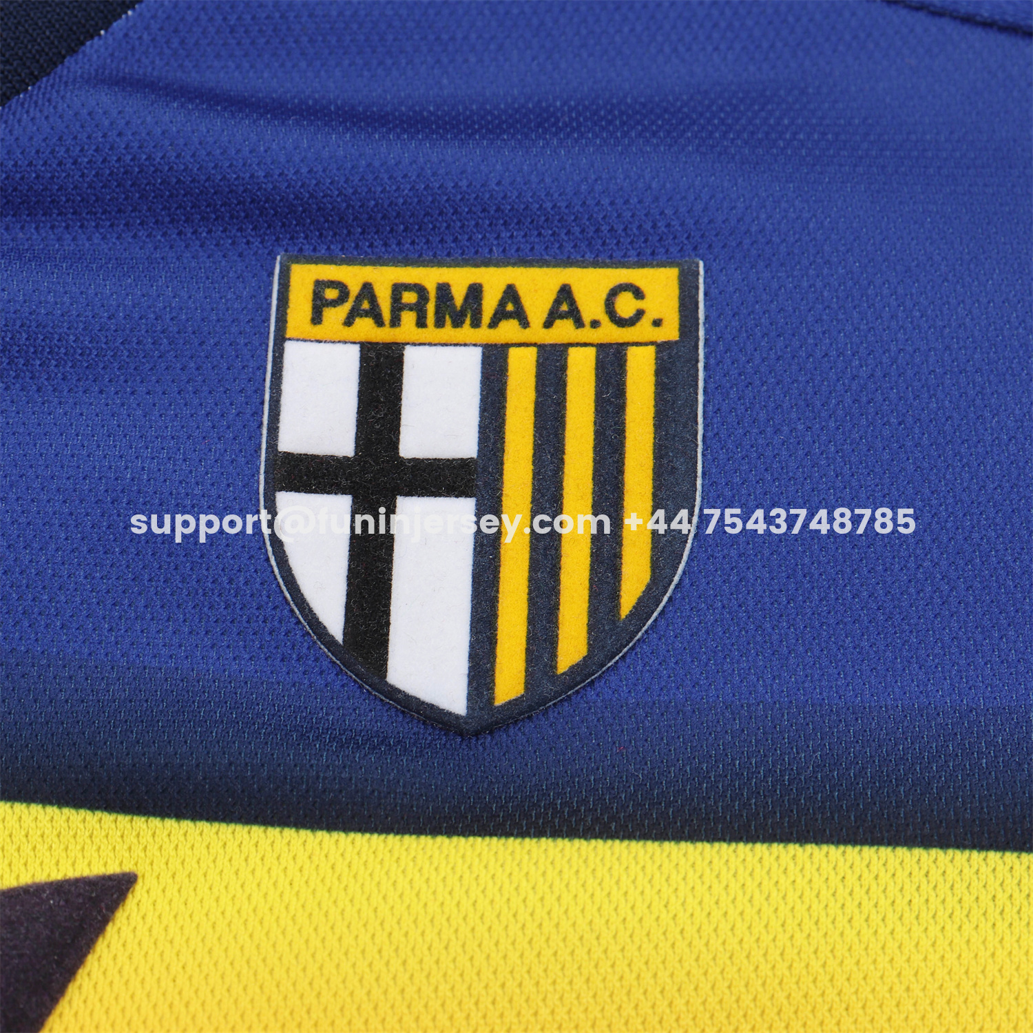 Funinjersey-Retro Parma 2001-02 Home Kids Kit