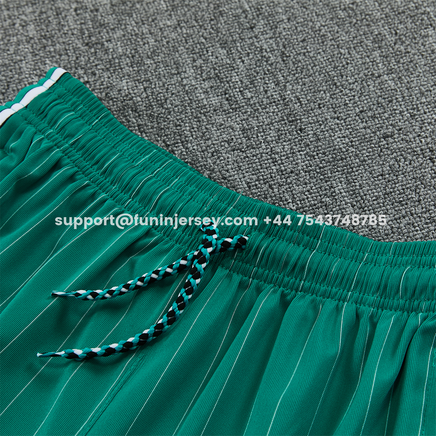 Funinjersey-Liver.pool 25-26 Retro Style Short-Sleeve Training Set - Green With White Stripes Top & Pants