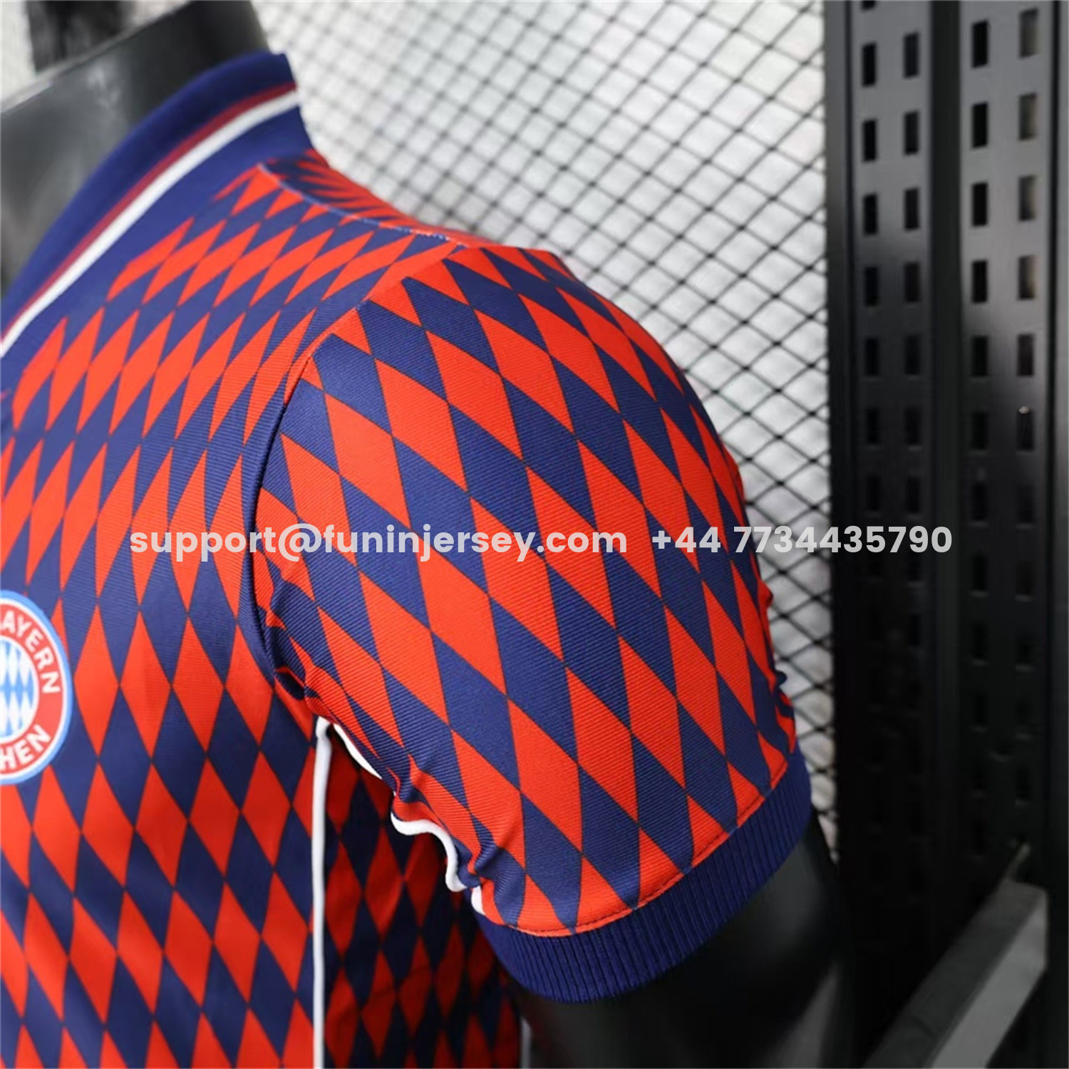 Funinjersey-Bayern Munich 25-26 Trefoil Retro Style Red And Deep Blue Jersey - Player Version