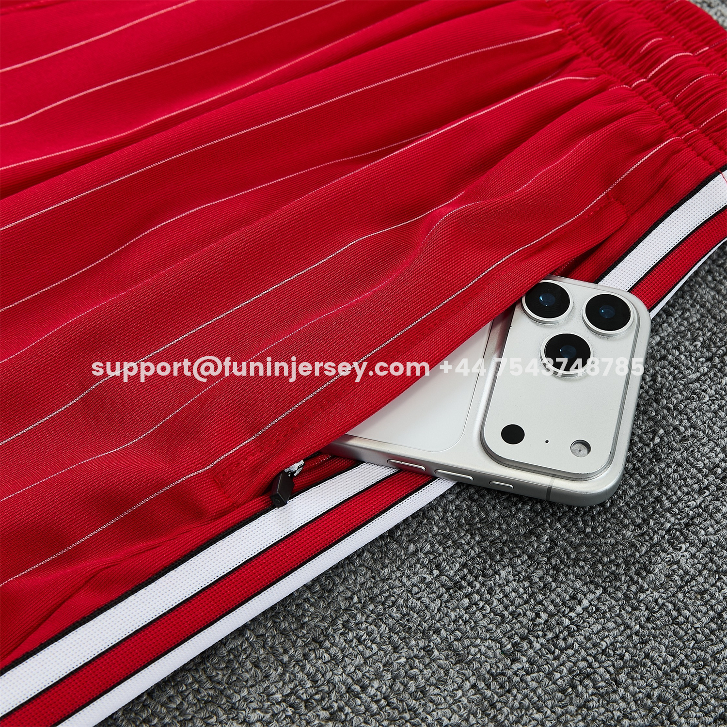 Funinjersey-Manchester United 25-26 Retro Style Vest Training Set - Red With White Stripes Top & Pants