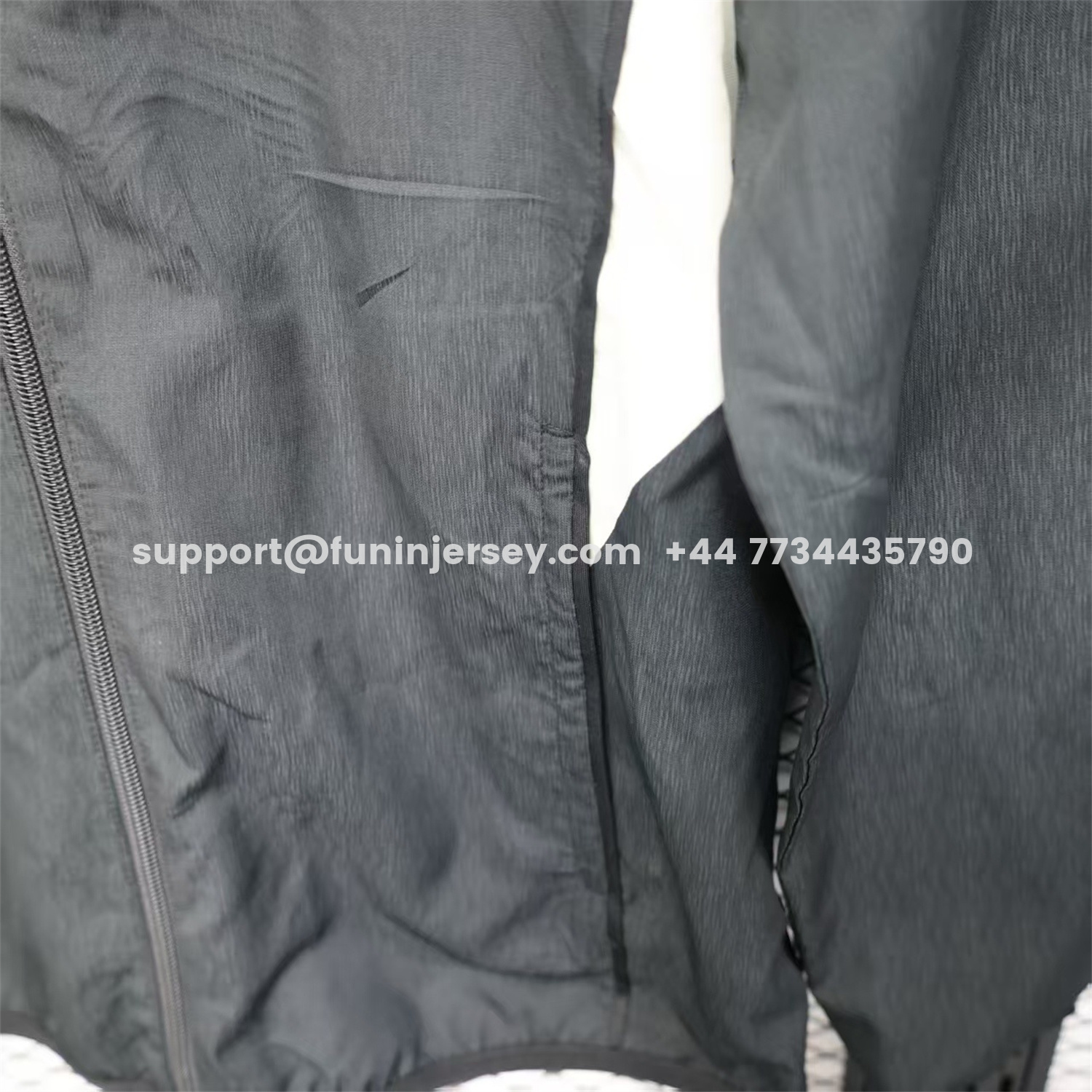 Funinjersey-Liver.pool 25-26 Black Windbreaker Jacket