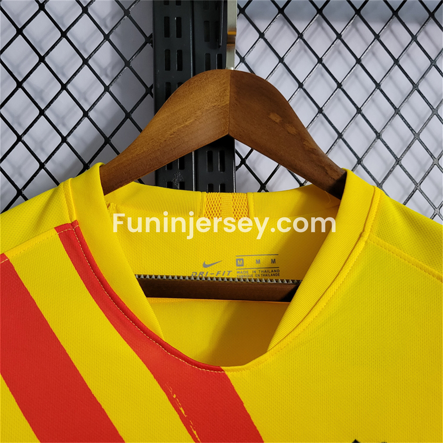 Funinjersey-Retro Barcelona 19-20 Fourth Jersey