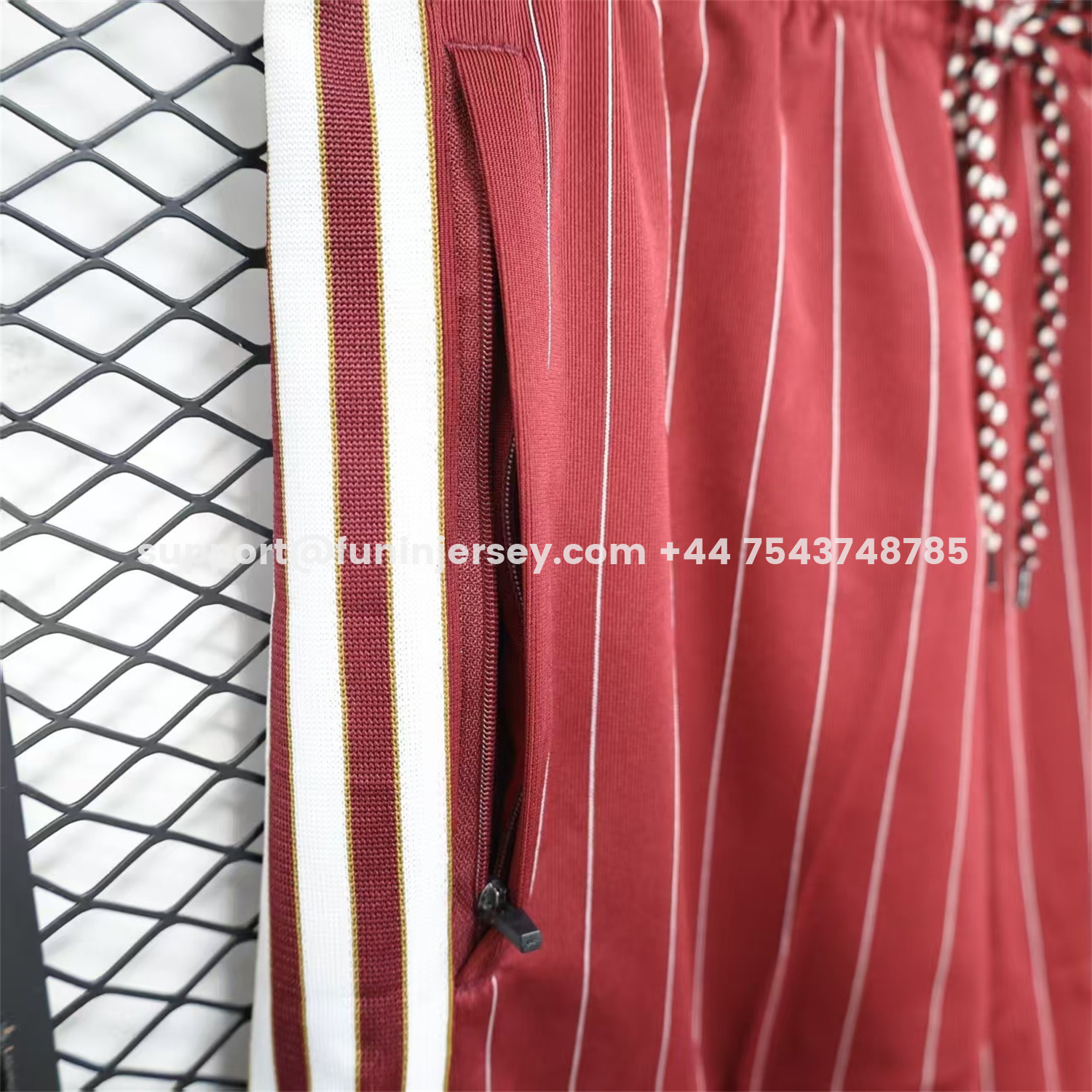 Funinjersey-Arsenal 25-26 Trefoil Red Travel Shorts - Player Version