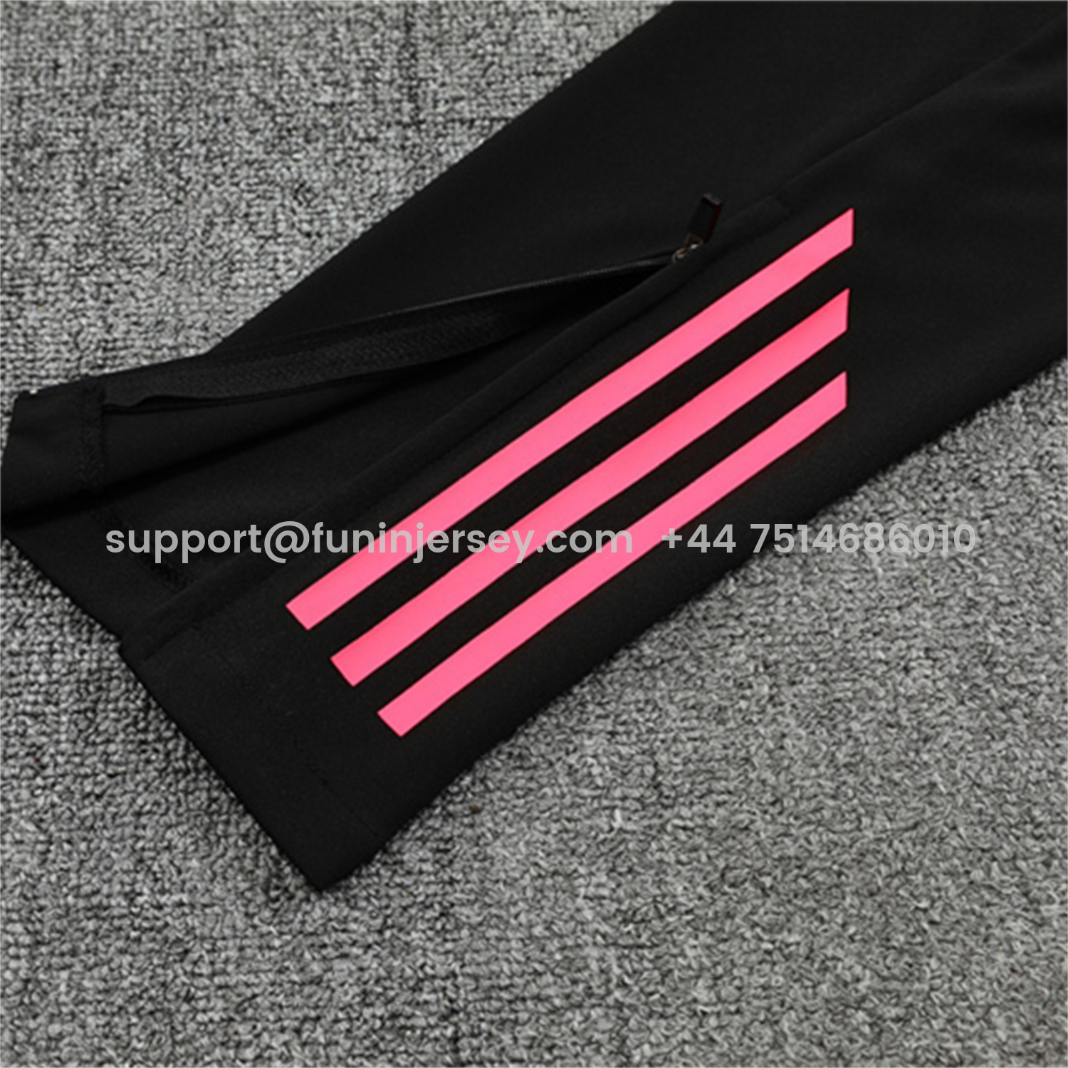Funinjersey-Arsenal 25-26 Long Sleeve Training Set - Pink Logo Black Top & Black Pants